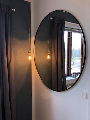 Flot værelse tæt ved transport i en skøn villa view 3
