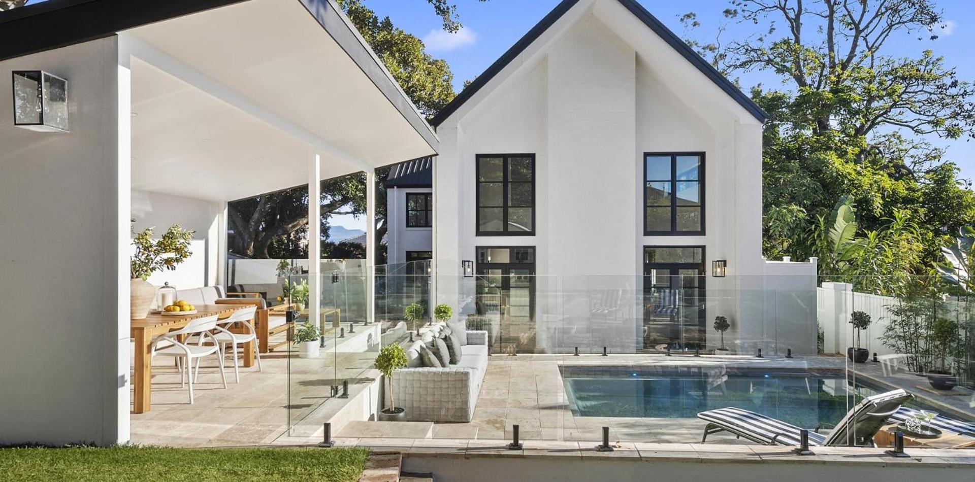 Elouera House - Luxury Secluded Retreat with Private Pool and Guest Cottage