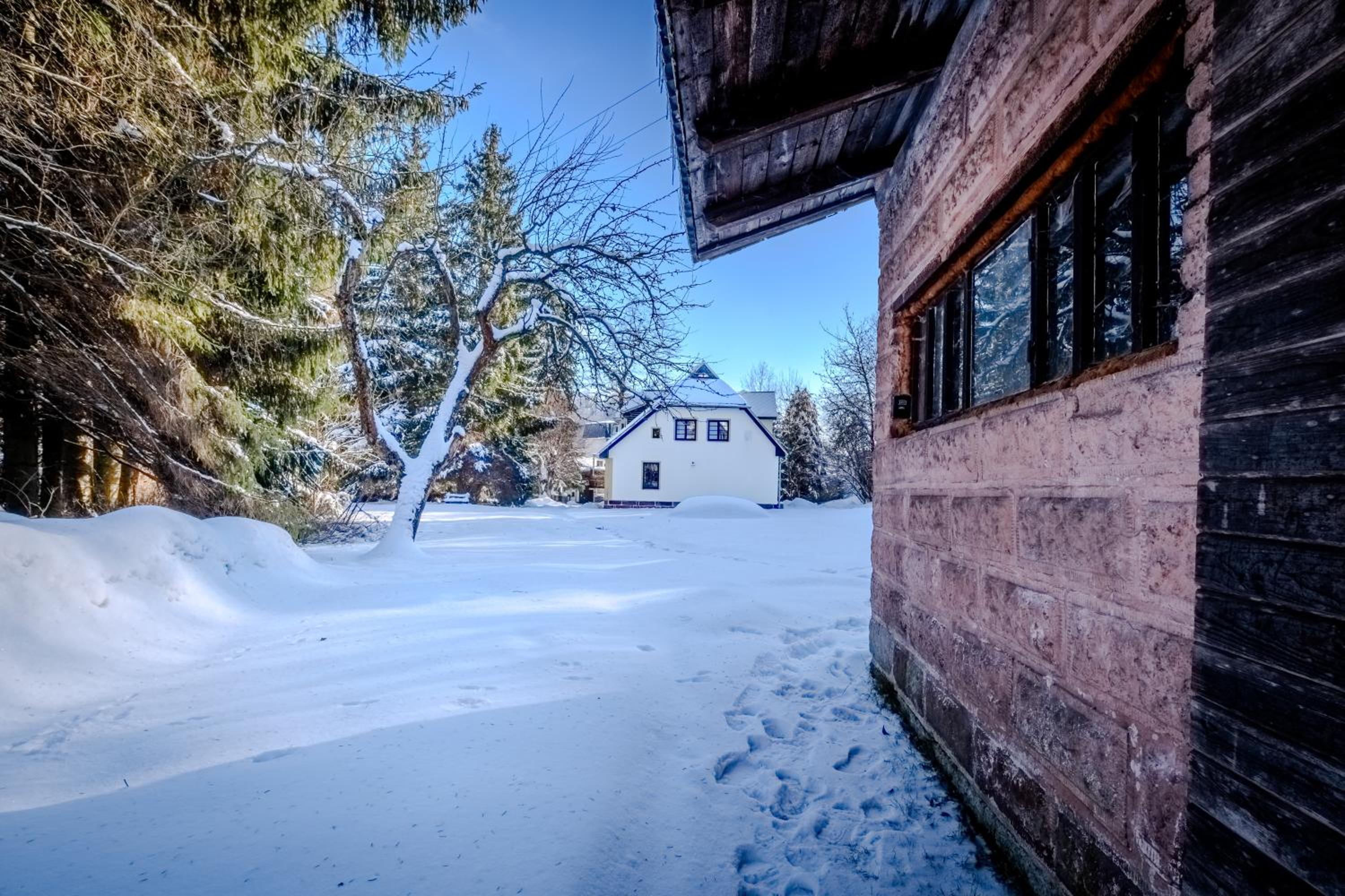 Villa with pool, sauna, pergola, park, and playground