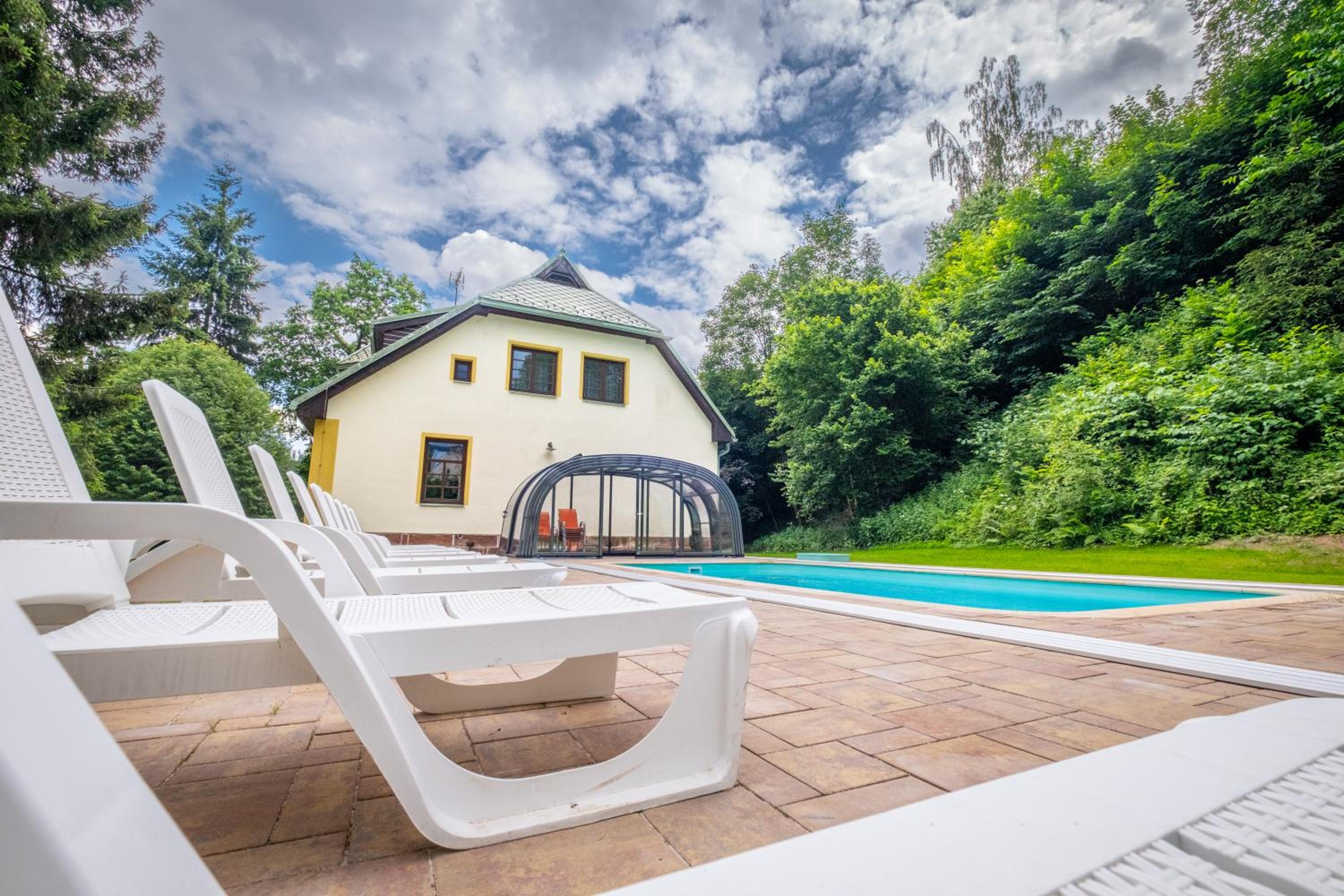 Villa with pool, sauna, pergola, park, and playground