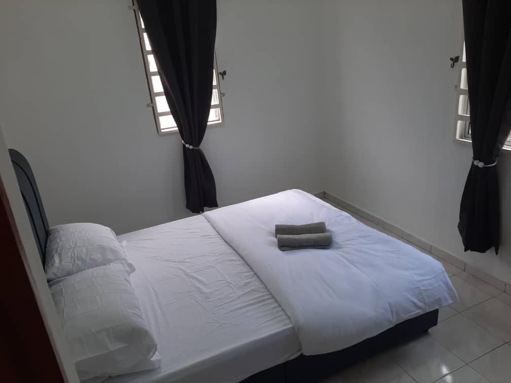 Fatimah HomeStay Kulim Hi Tech photo 5