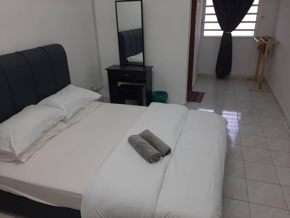 Fatimah HomeStay Kulim Hi Tech photo 7