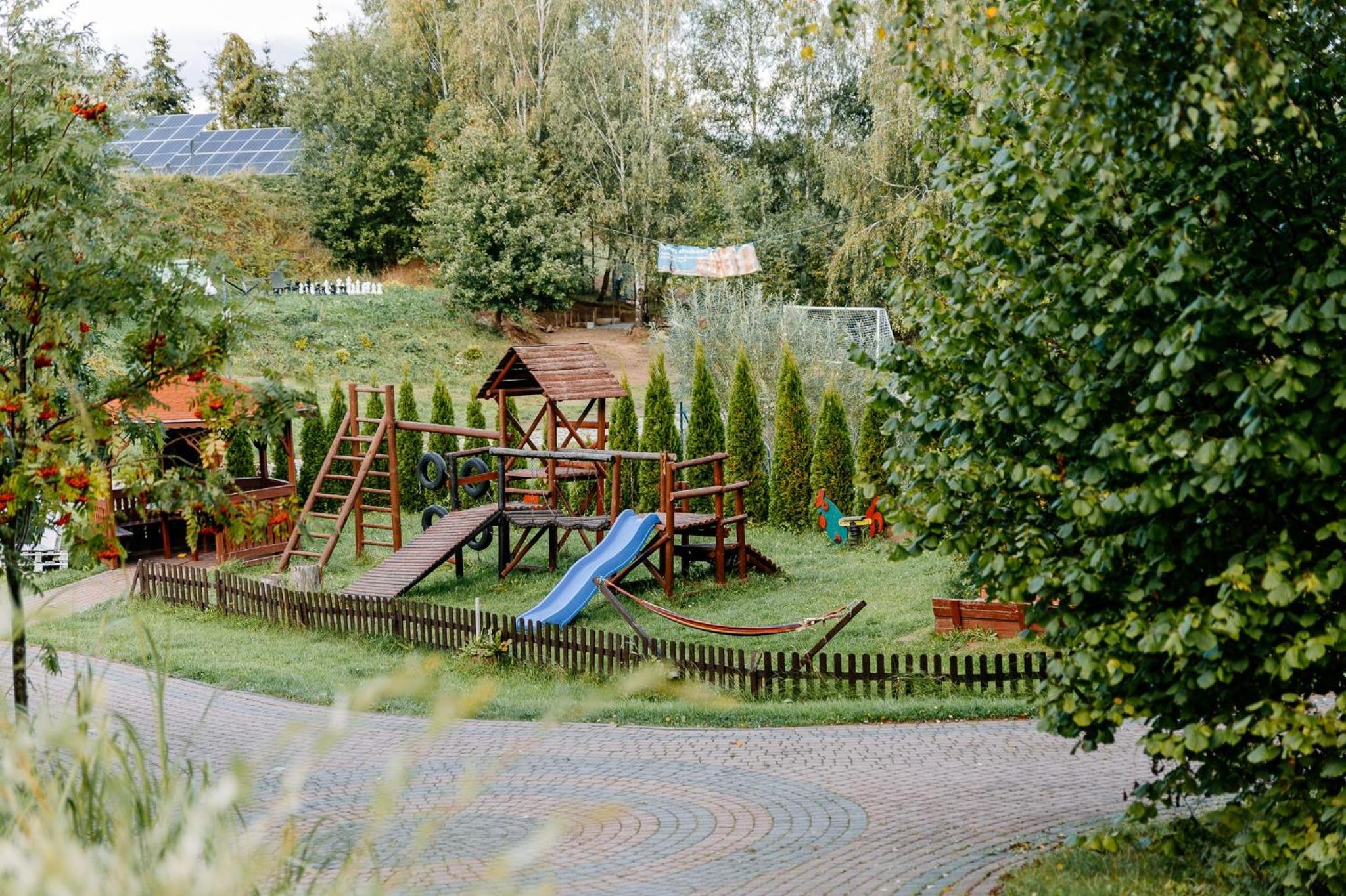 Photo 37