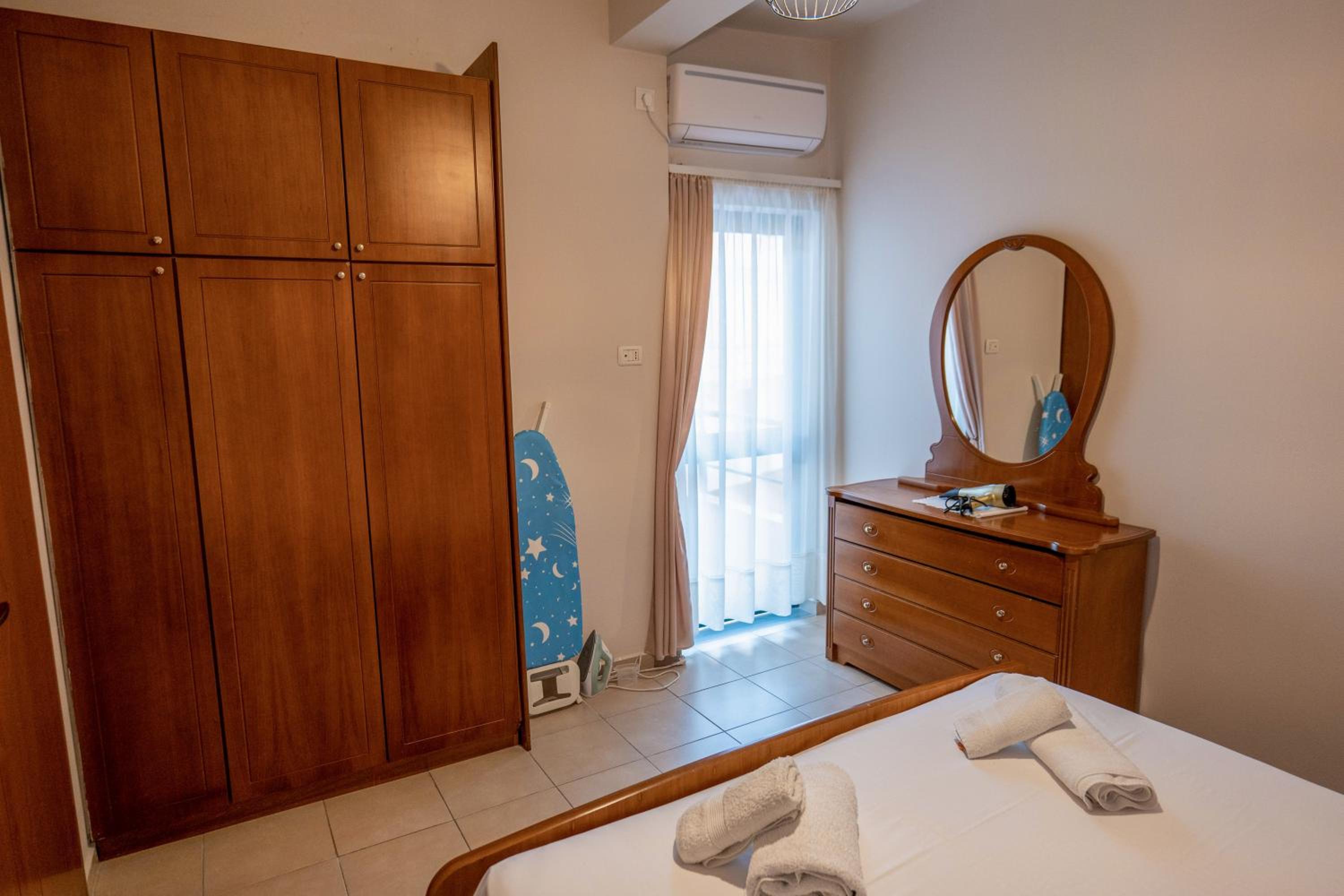 Kaci Sheme Apartment