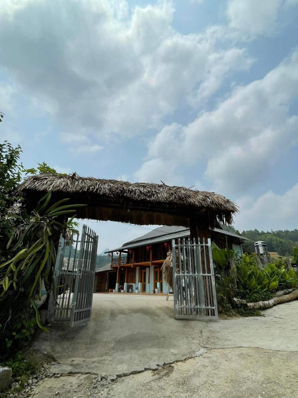 A Đẩy house view 2