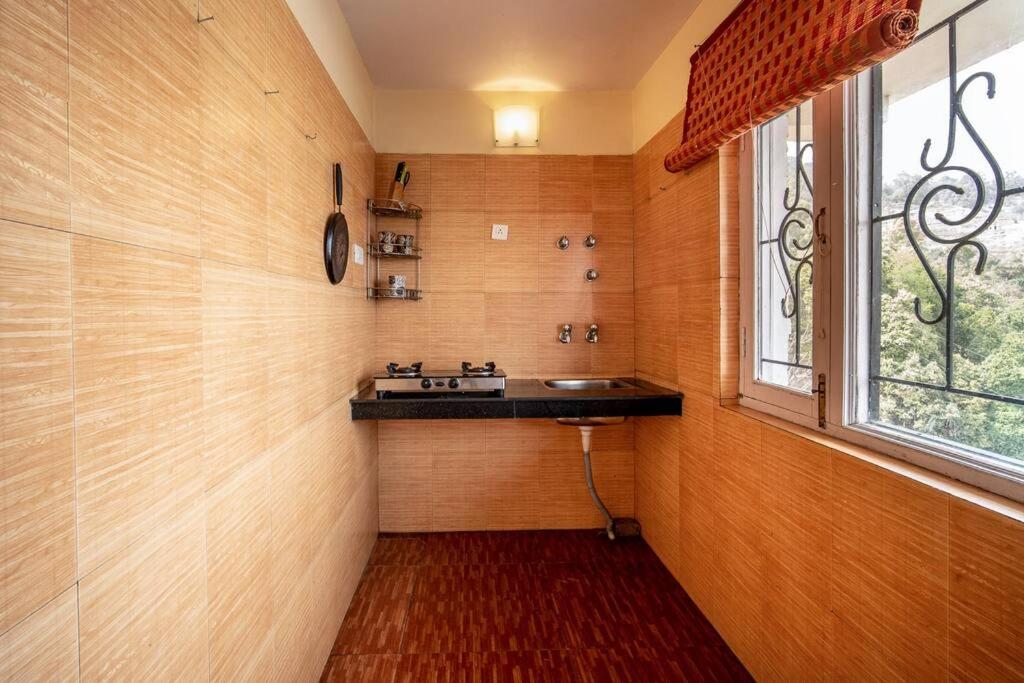 Hilltop 3BHK Cottage l Camp Bagicha