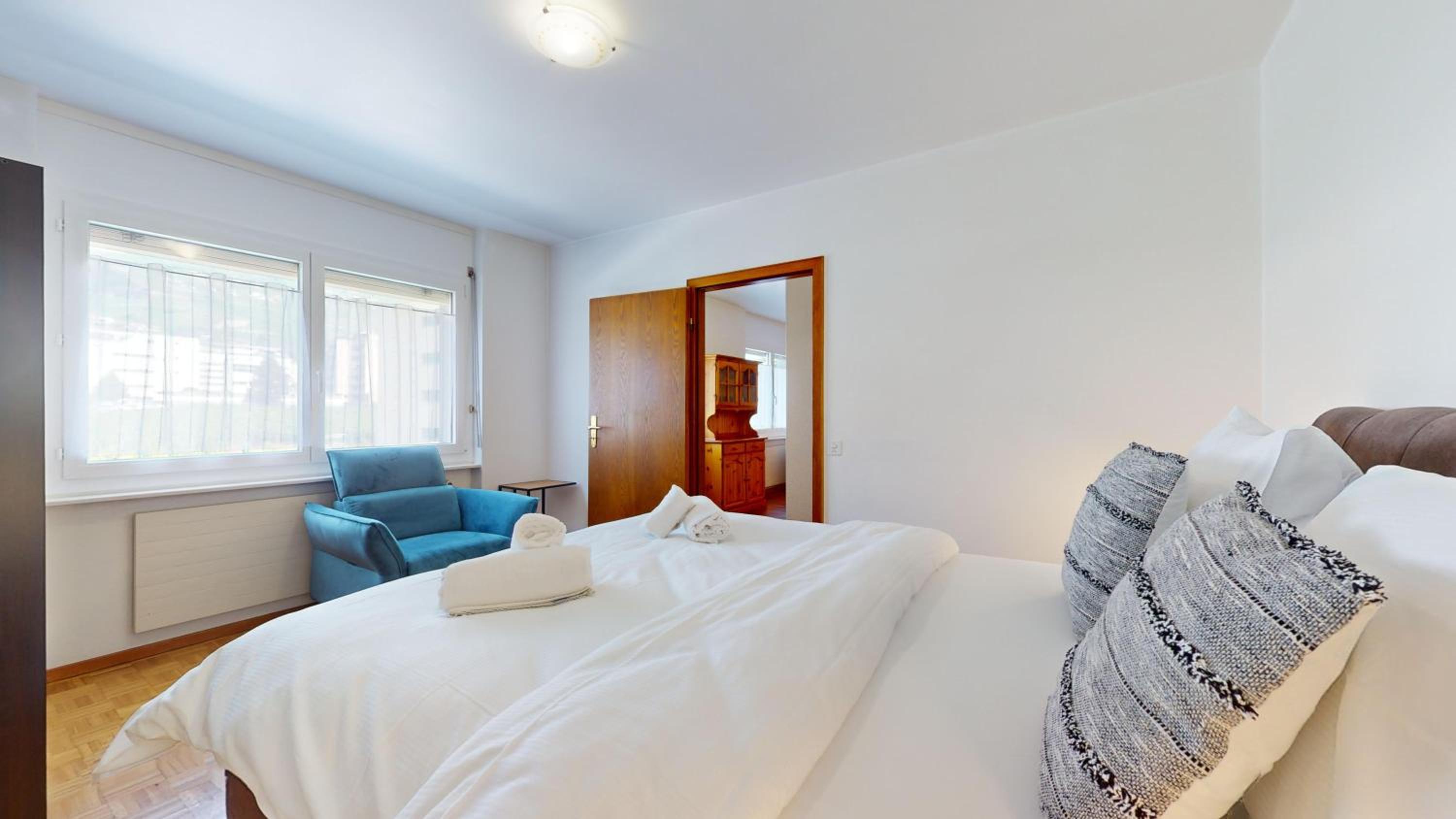 One-bedroom apartment in a quiet neighborhood