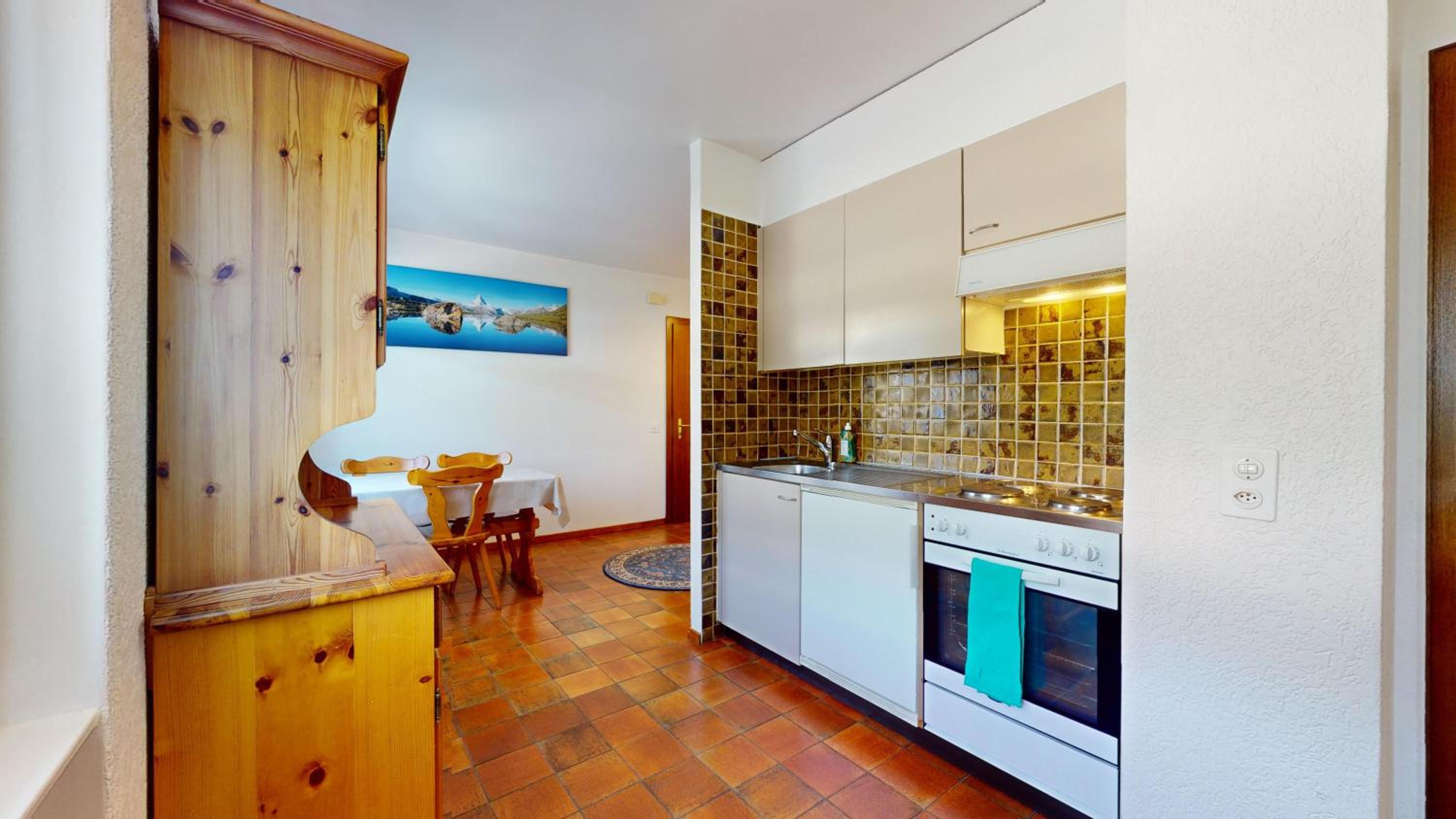One-bedroom apartment in a quiet neighborhood