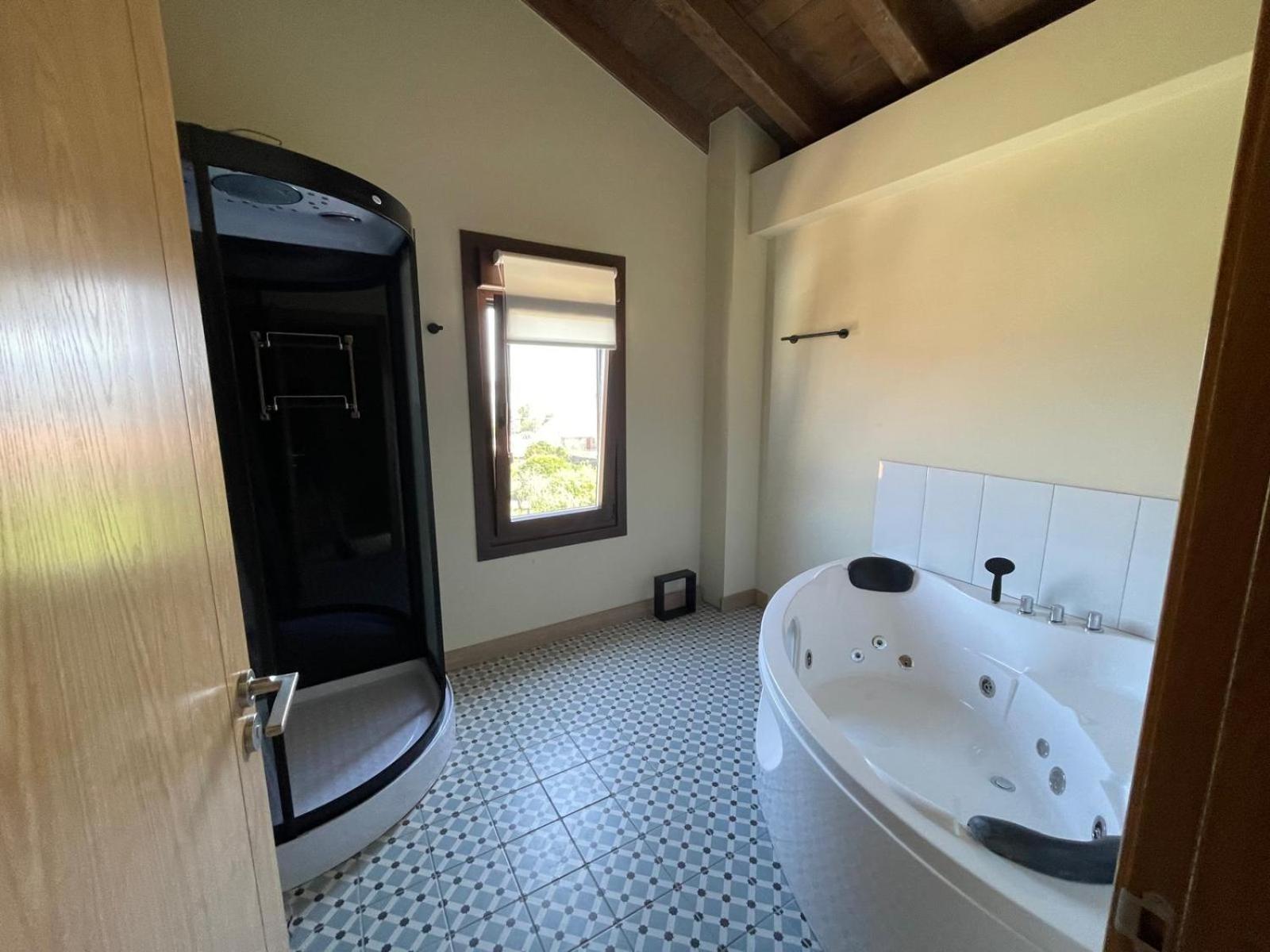 Casita Independiente y tres apartamentos con piscina Ladeira Playa