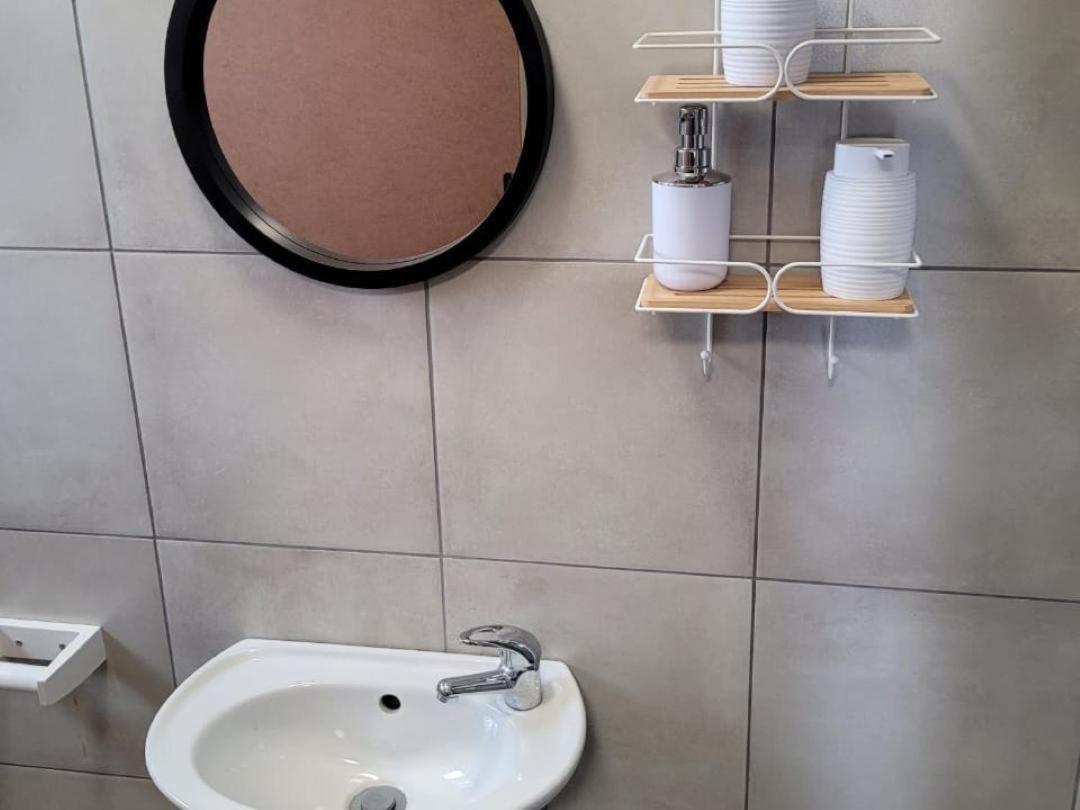 Sherwood Cottage
