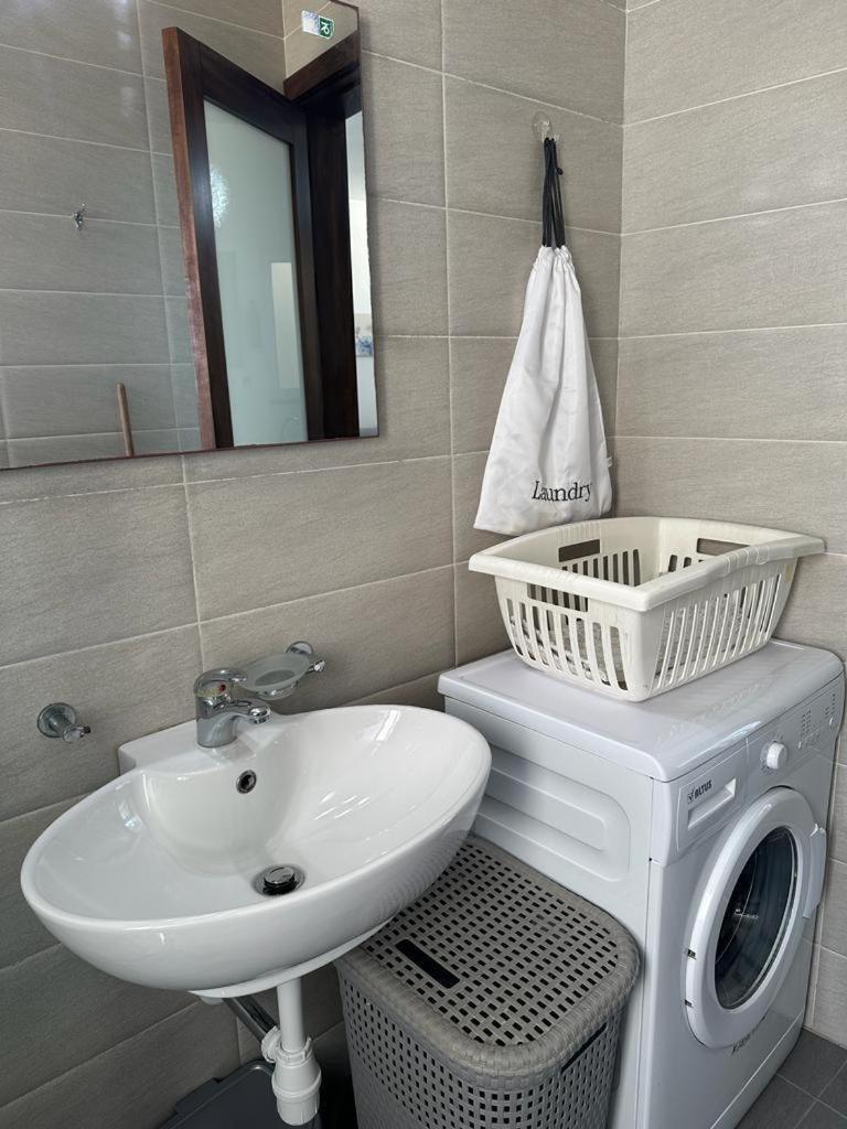 GZR F5 Spacious Central Penthouse for 5
