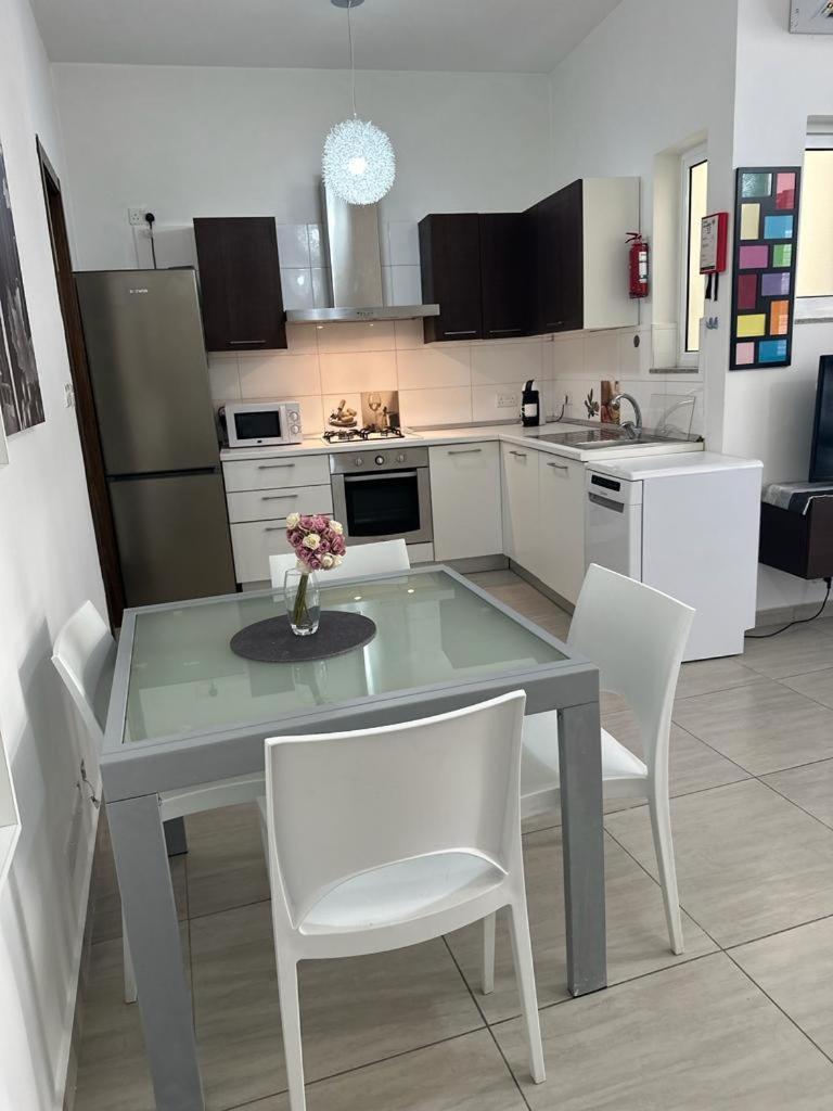 GZR F5 Spacious Central Penthouse for 5