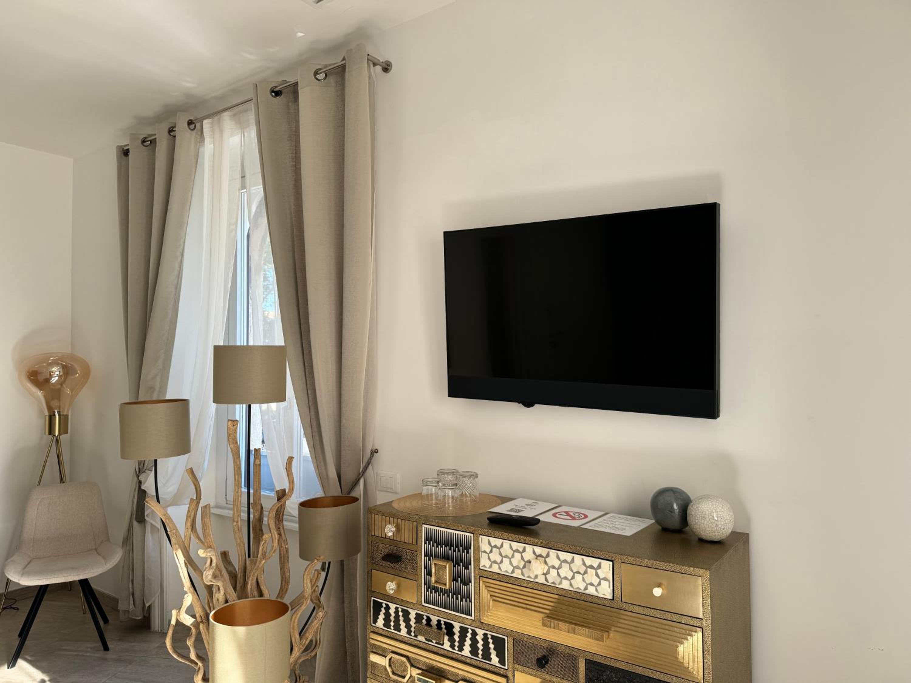 Alto Apartment