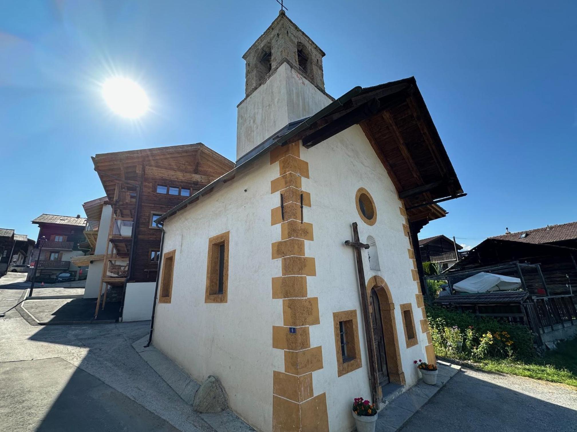 Pilanous Residence - E-Alpine Suite - Swiss Alps