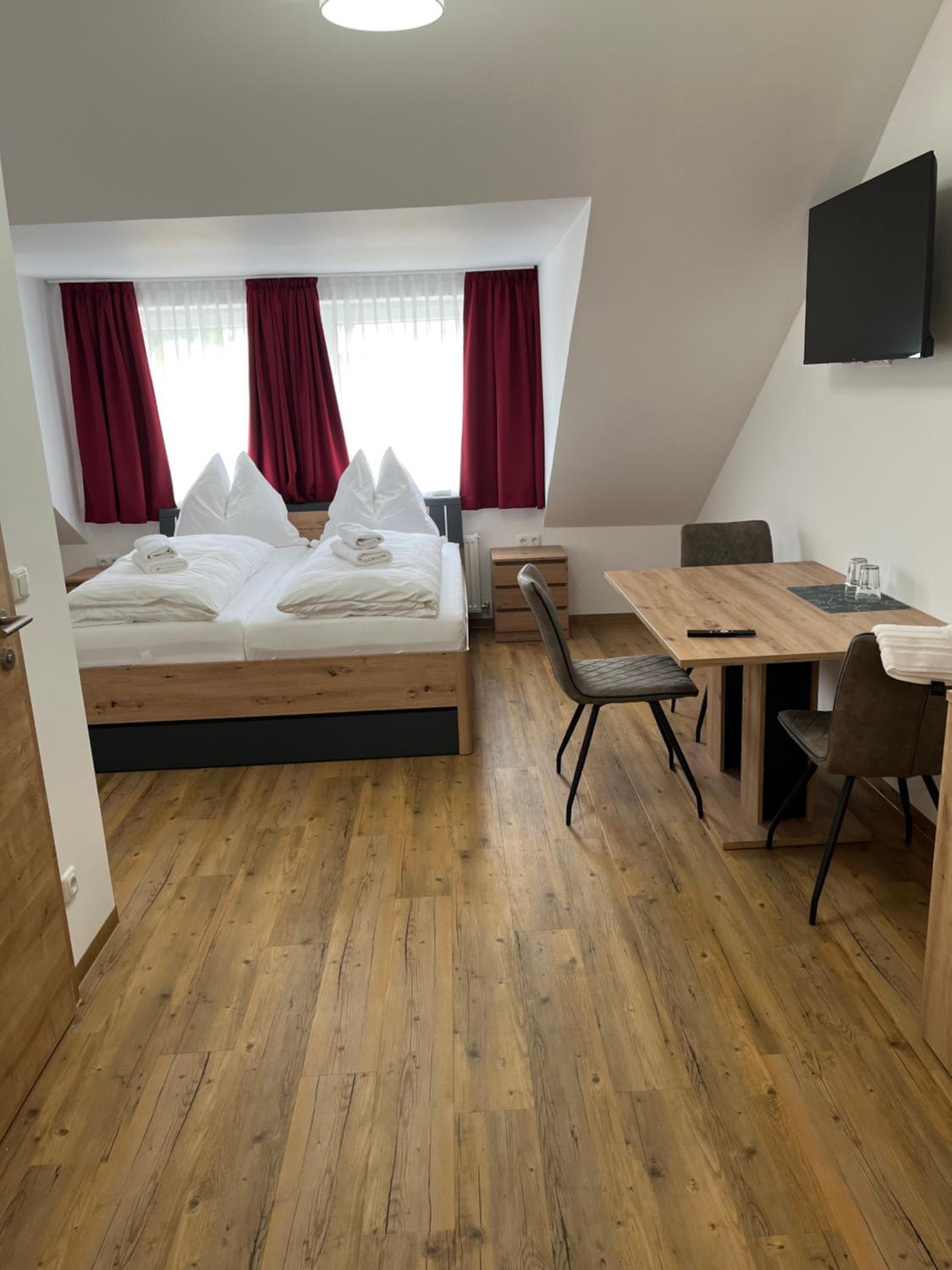 LISINGTAL COSY & COMFORT DOUBLE ROOMS Exit St Michael A9 S36