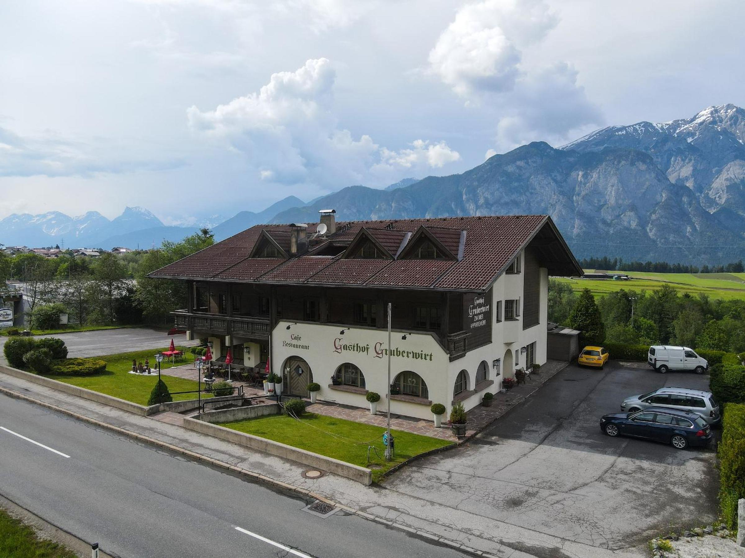 Alpenflair Apartment mit Balkon - inkl Parkplatz #4