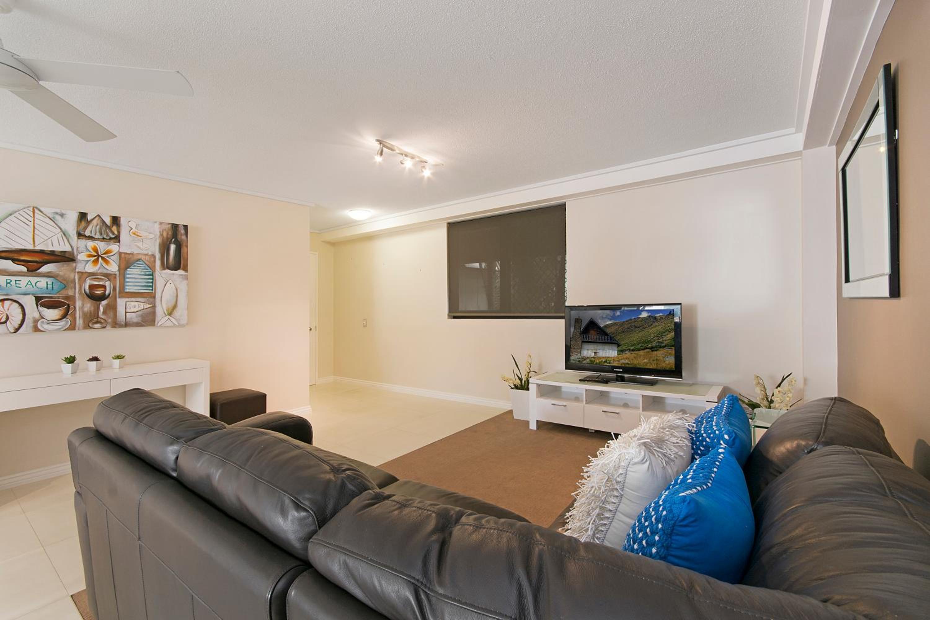 Clubb Coolum Beach Resort Sunshine Coast