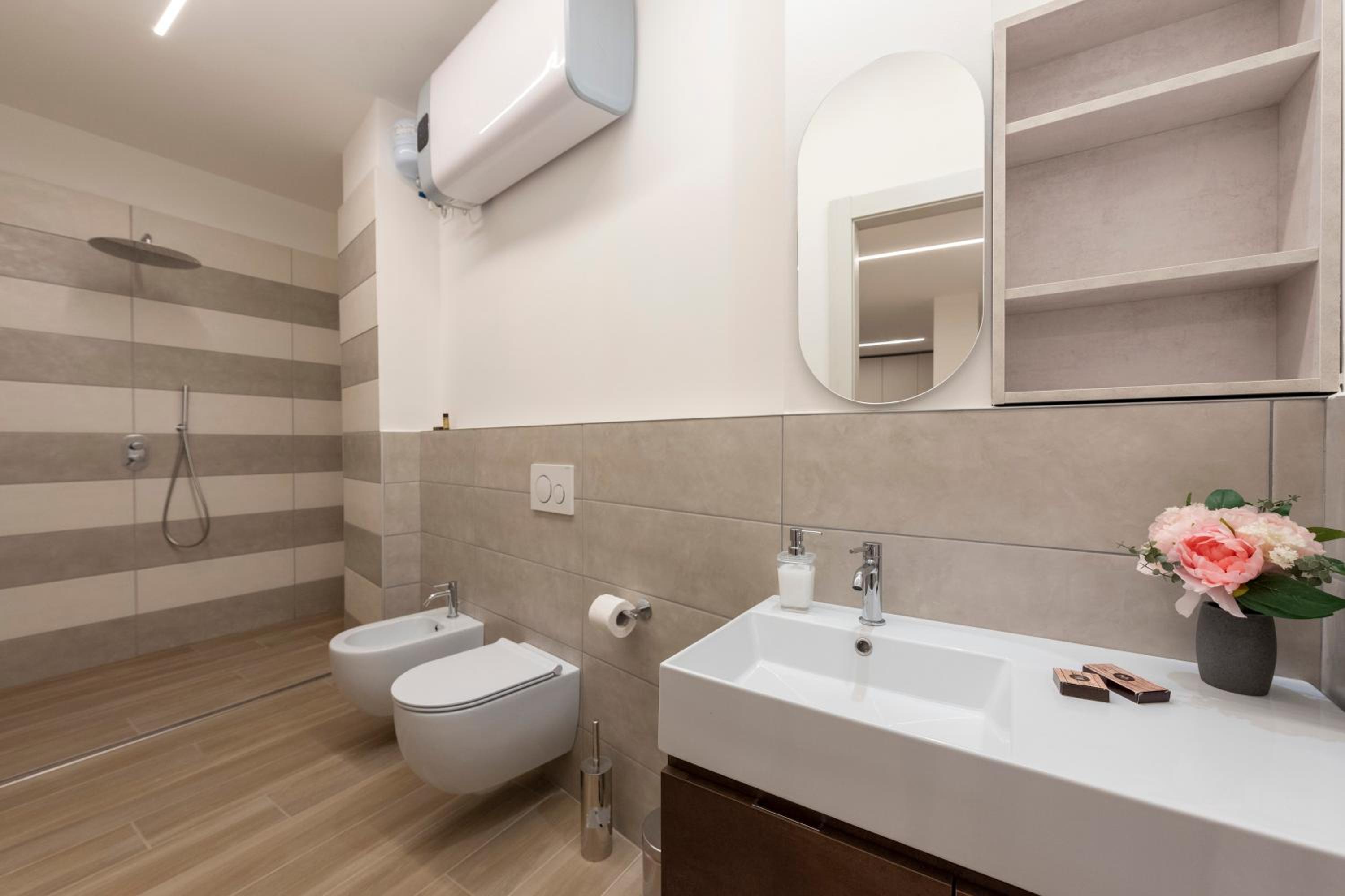 Charming Flat in Cogoleto Apartments - Happy Rentals