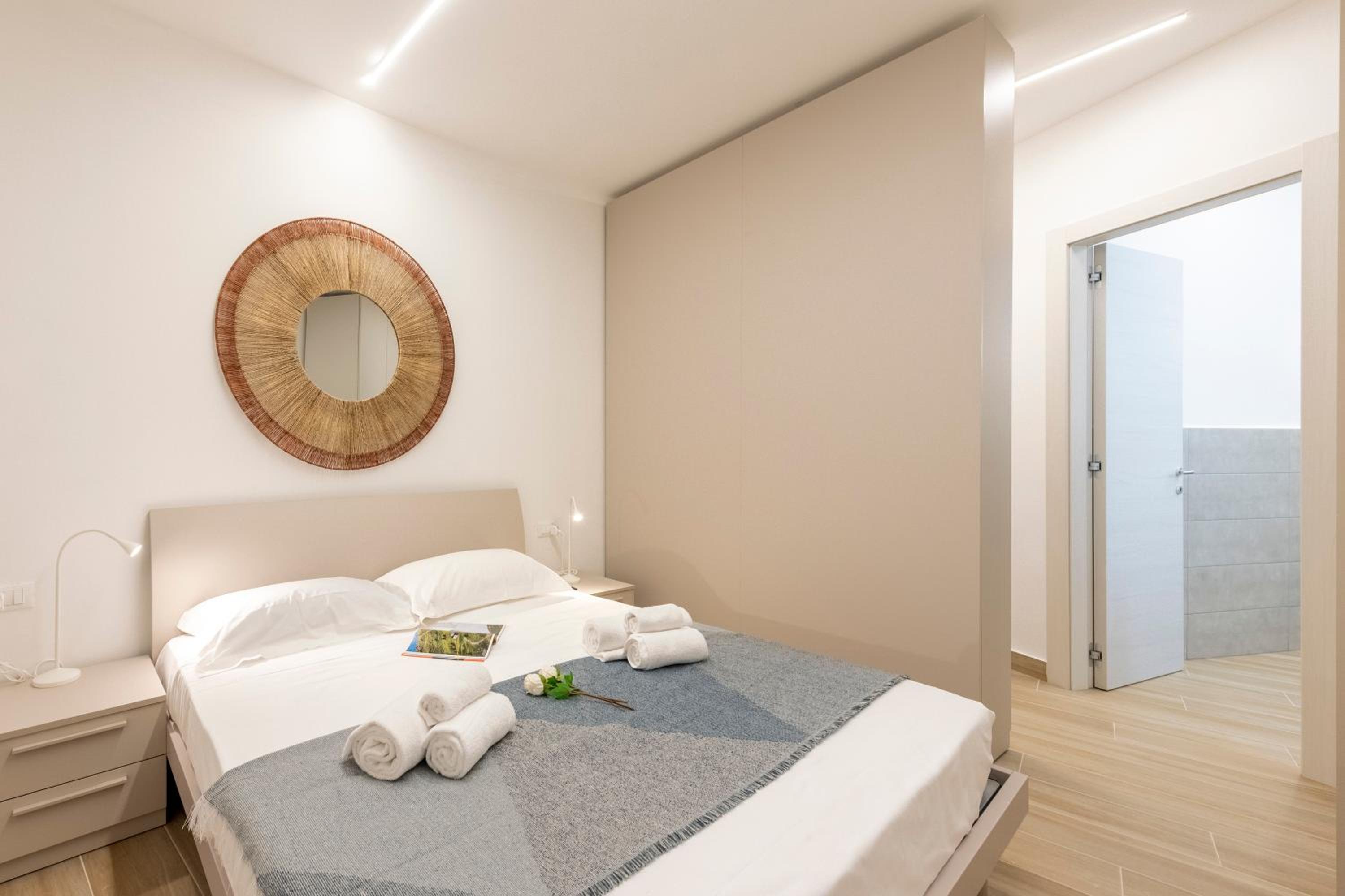 Charming Flat in Cogoleto Apartments - Happy Rentals