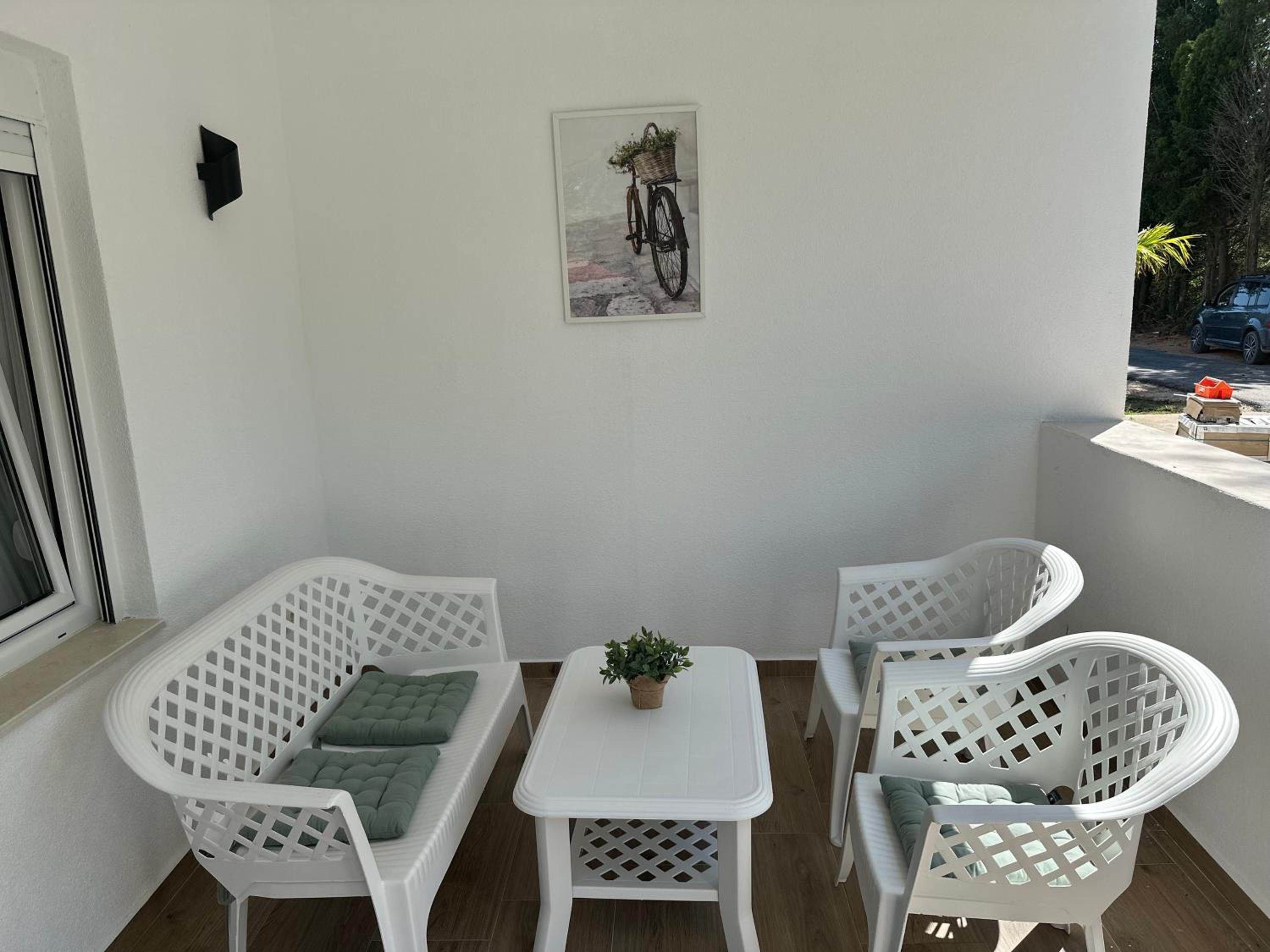 TWINS Apartments