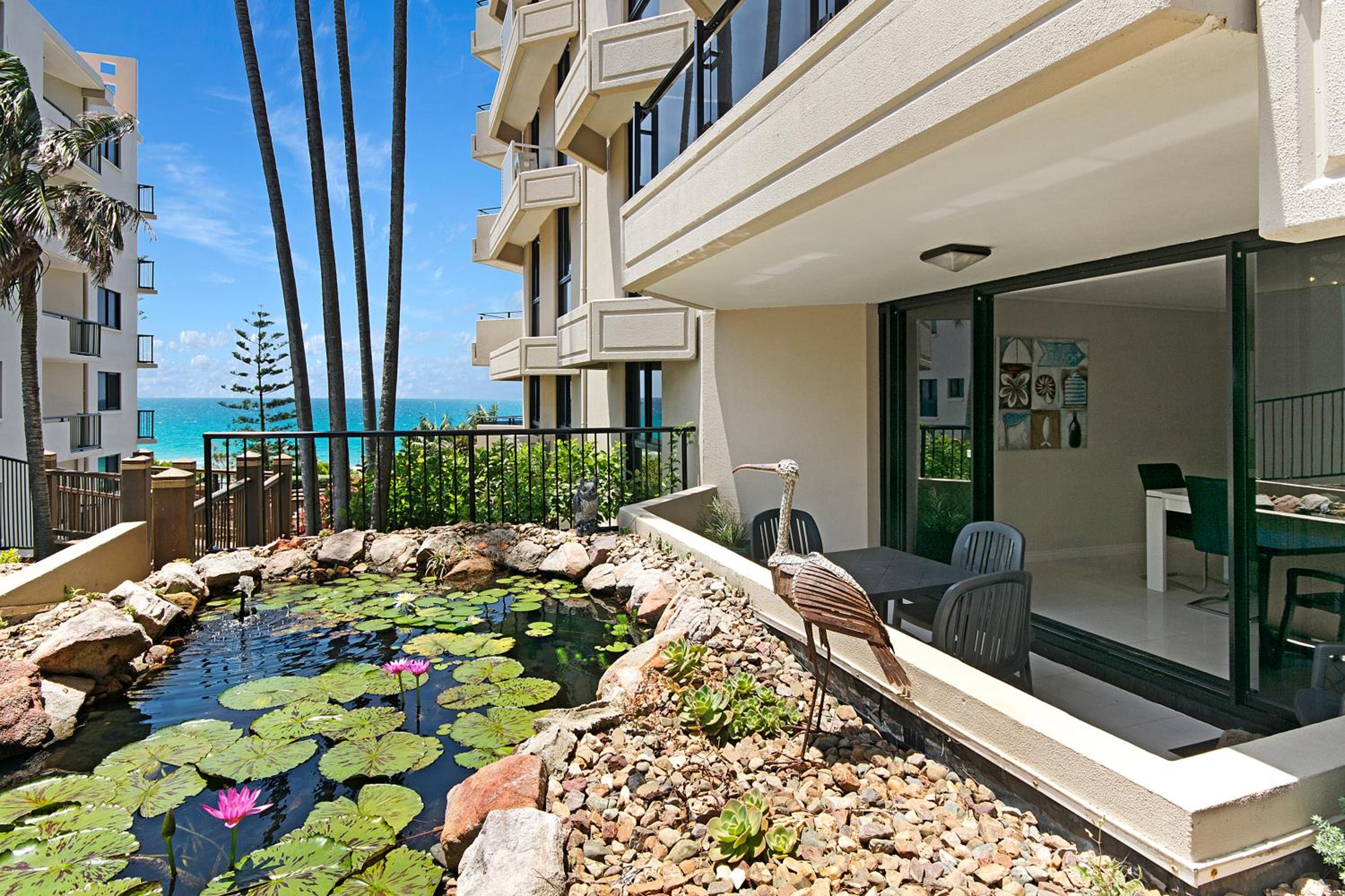Clubb Coolum Beach Resort Sunshine Coast
