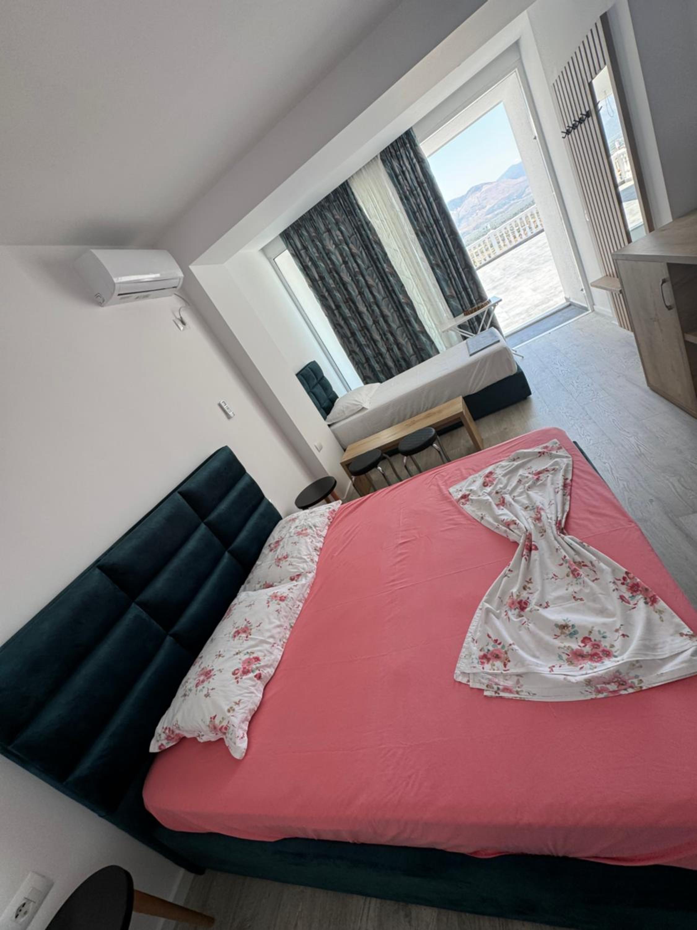 Anila's Triple room with Grand Terrace