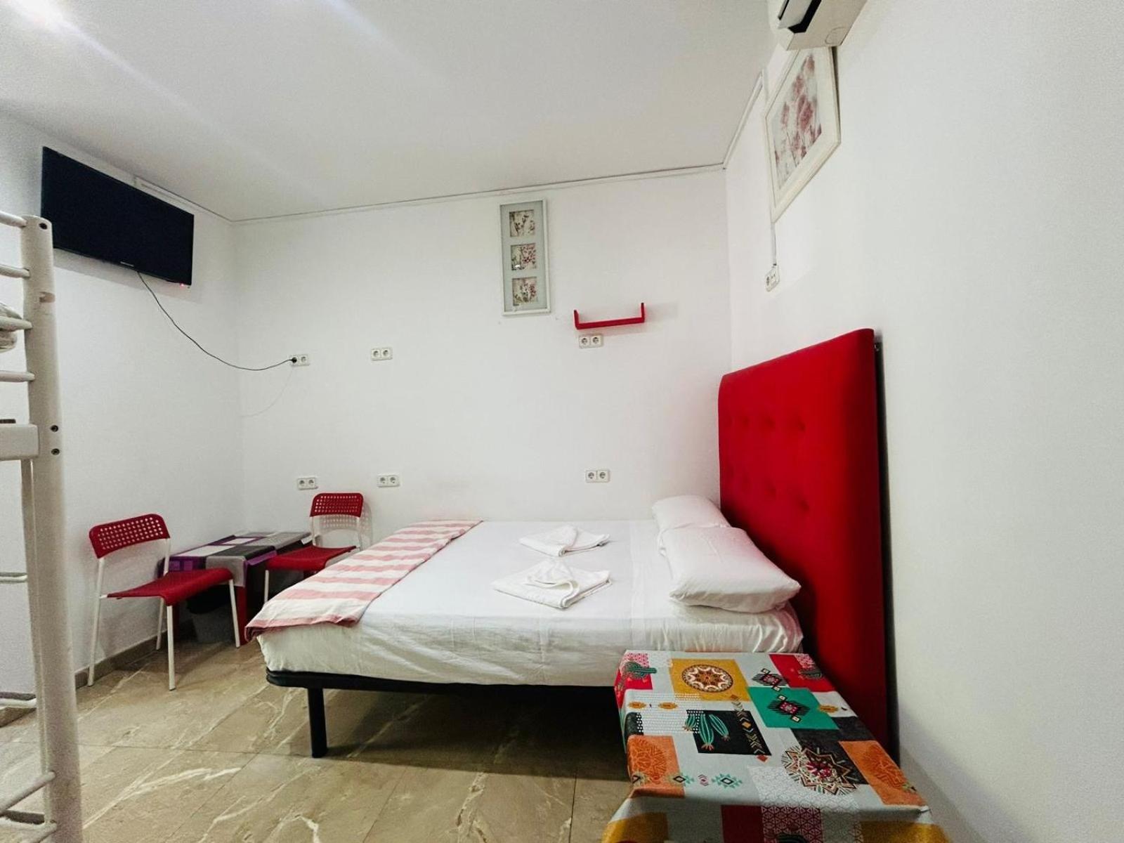 Hostal Granvia 628