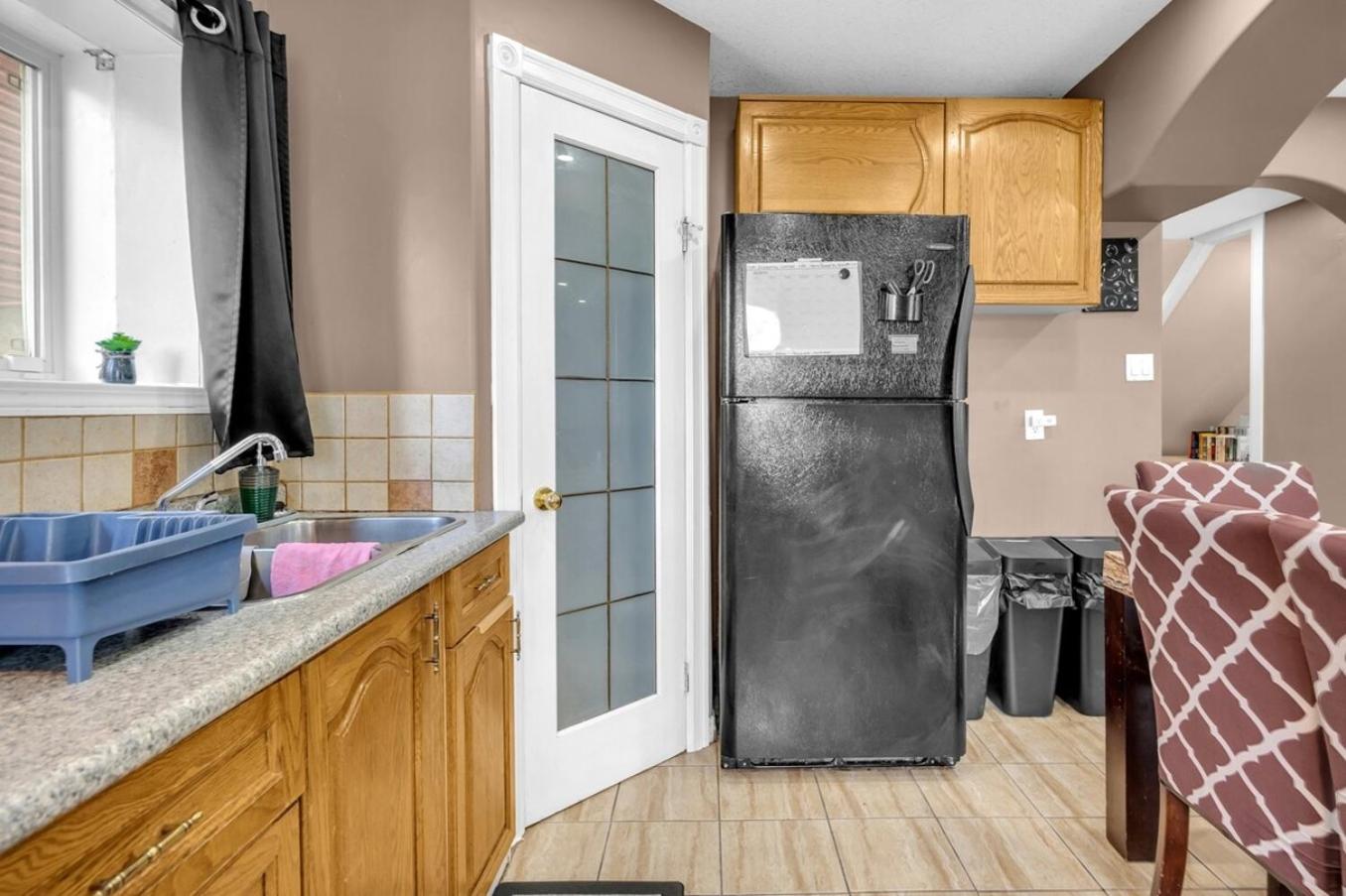 52-3 Bed Suite On Lake Central Ac By Airport