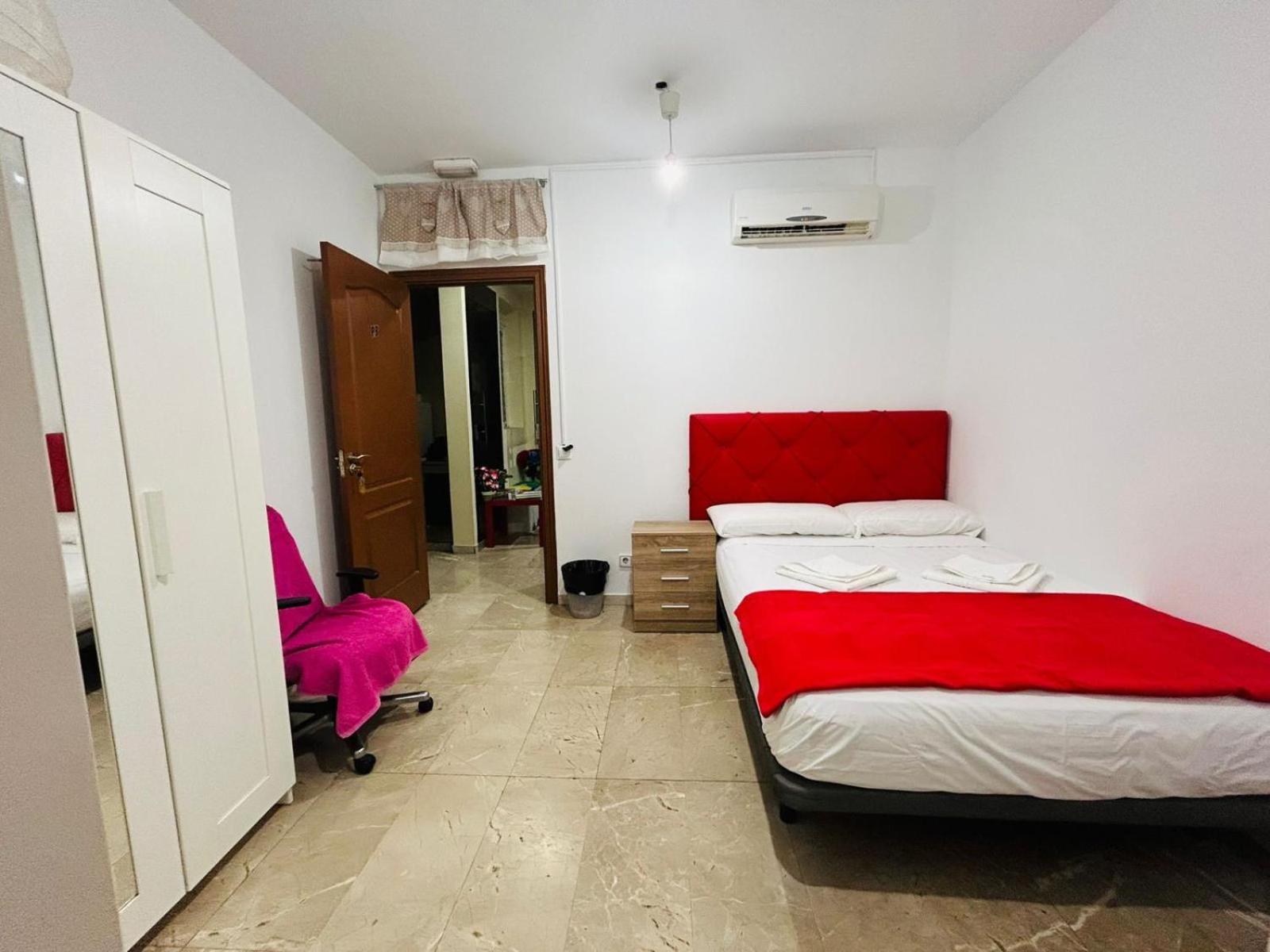 Hostal Granvia 628