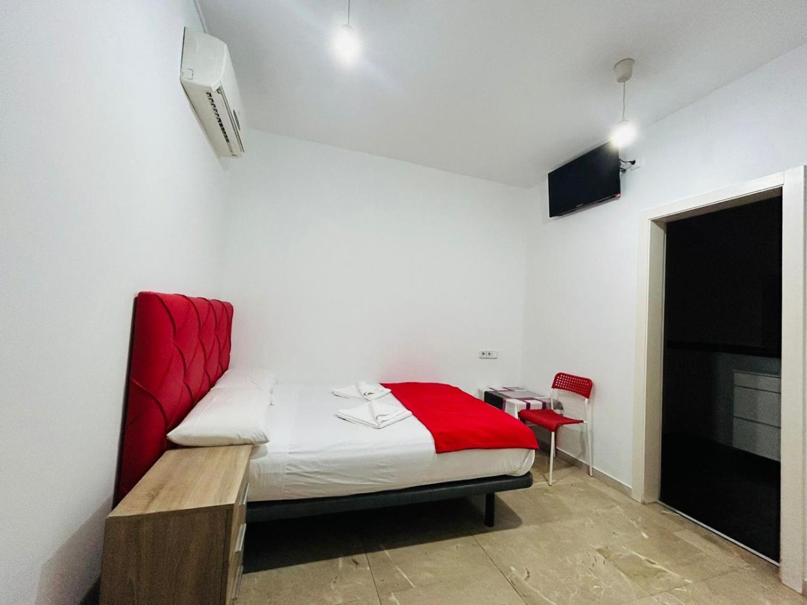 Hostal Granvia 628
