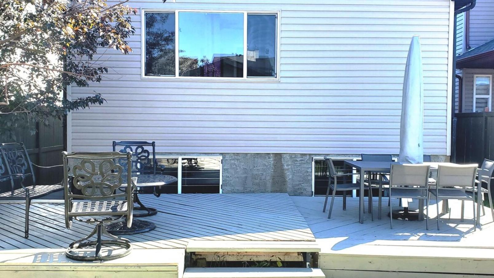 12 Spacious Home w AC, Crib, Garage, By Airport