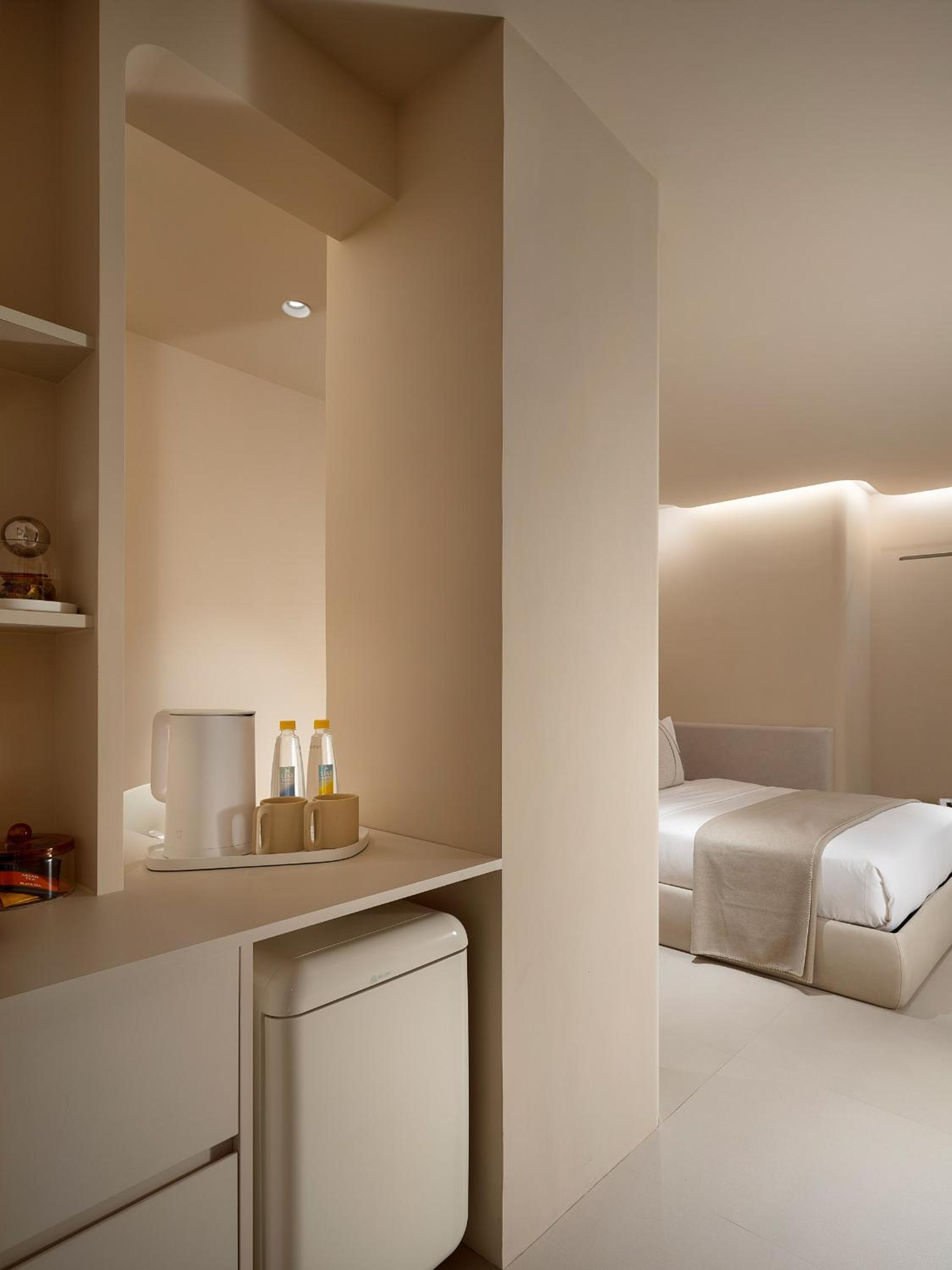 Lore Hotel 樂爾公寓