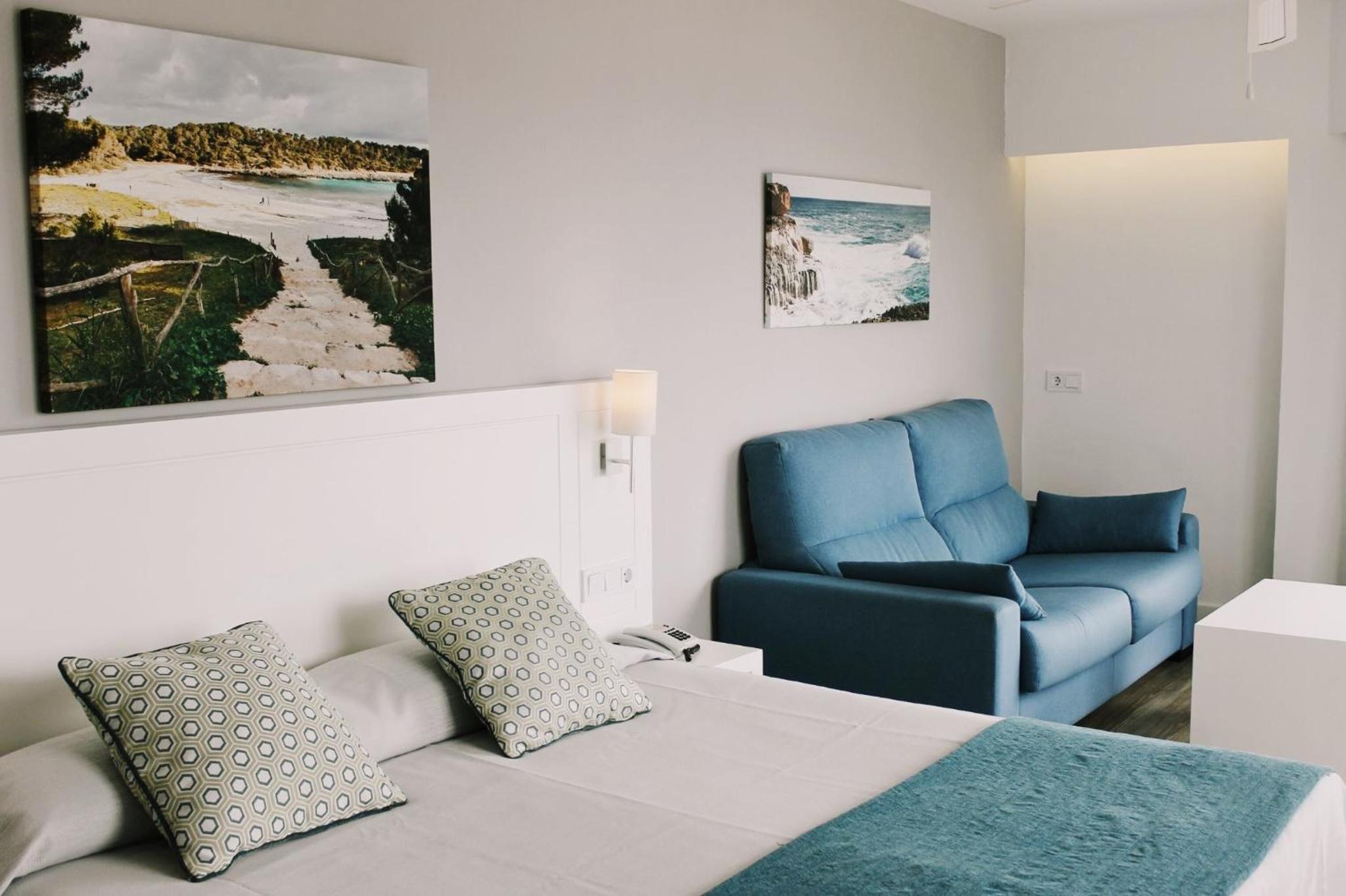 Hotel Pinos Playa en Cala Santanyi