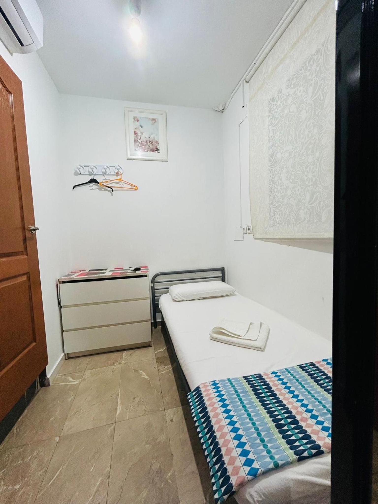 Hostal Granvia 628