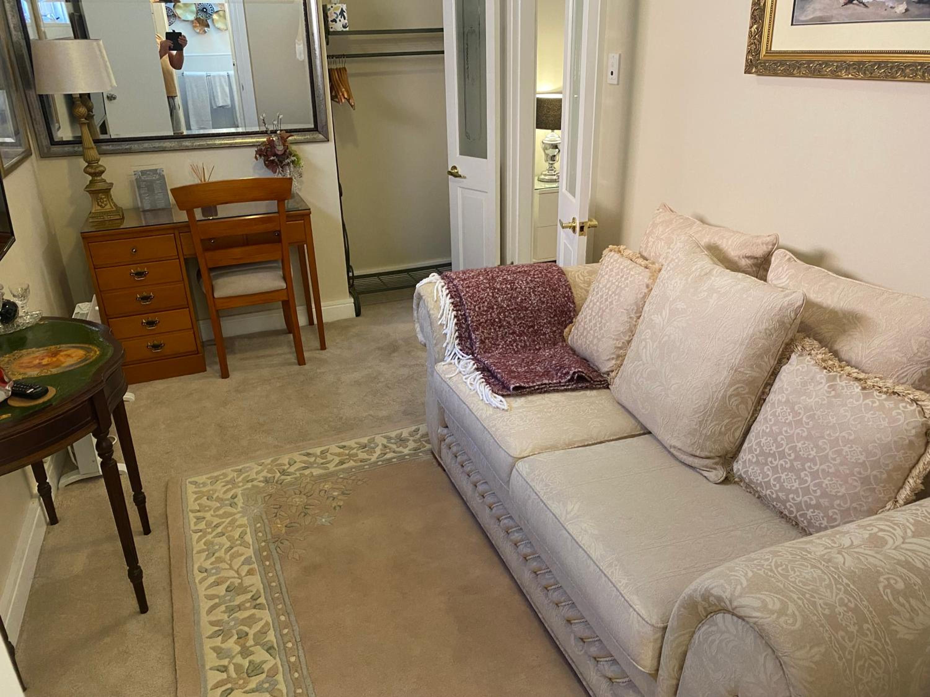 BIRCHES B&B