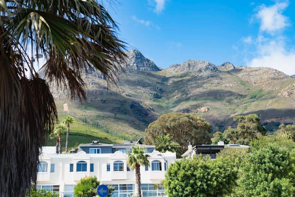 Heavenly Retreat on Devil's Peak