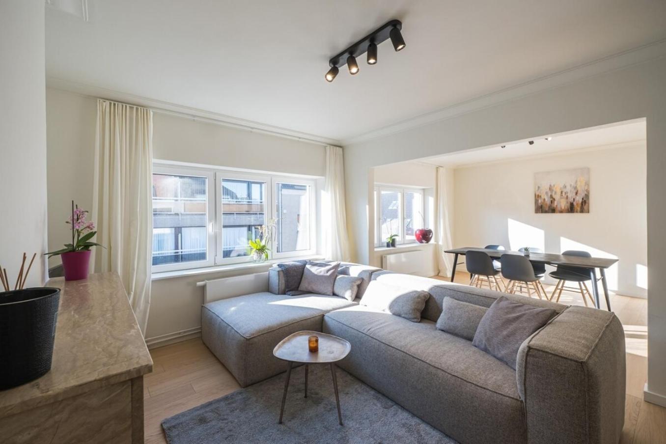 Amandine - Luxury 3 bedrooms apartment with free parking