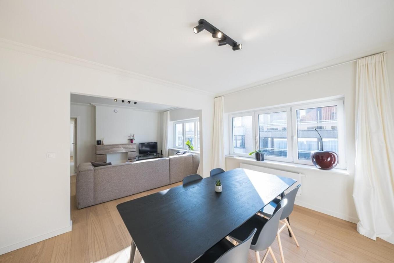 Amandine - Luxury 3 bedrooms apartment with free parking