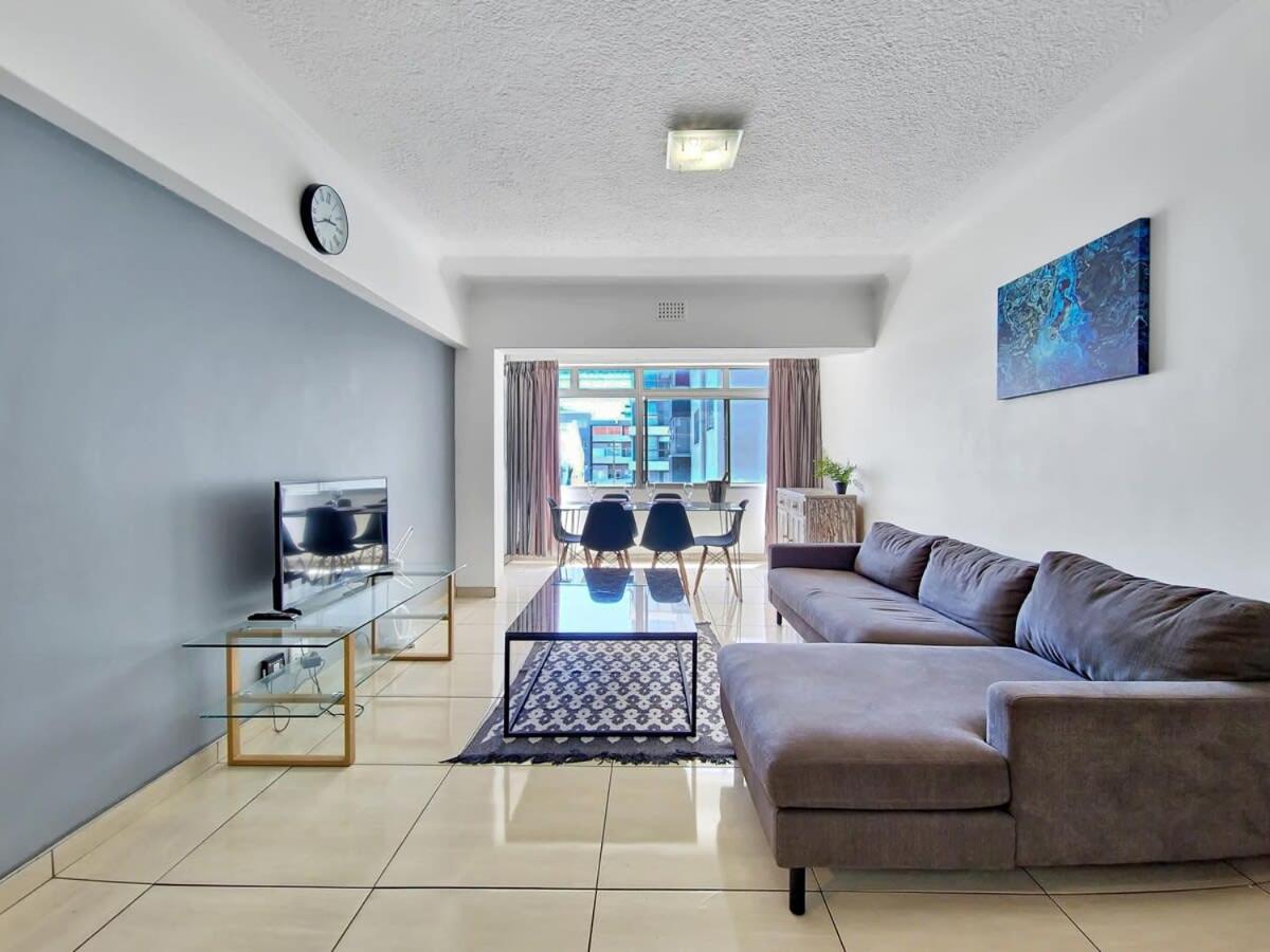 Central, secure, good wifi- with parking view 2