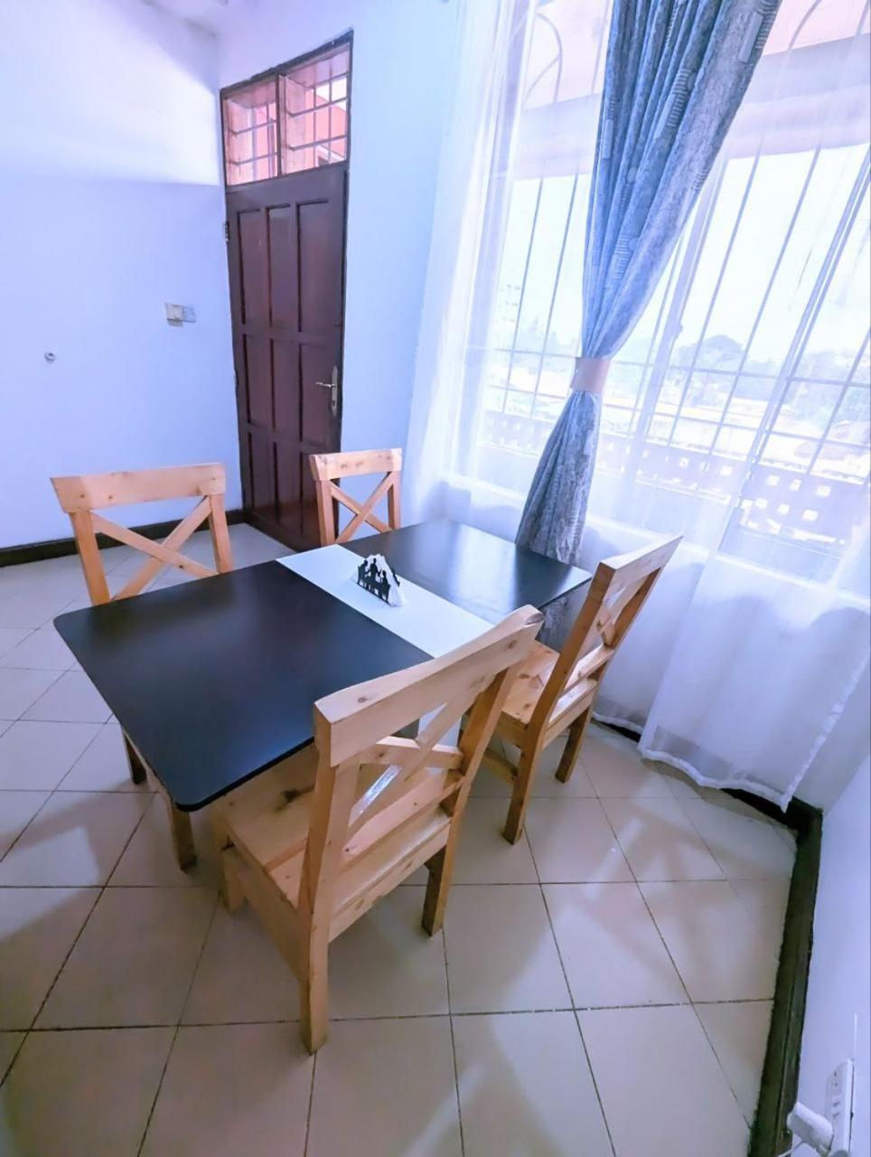 Loco Real Estate Agency view 4