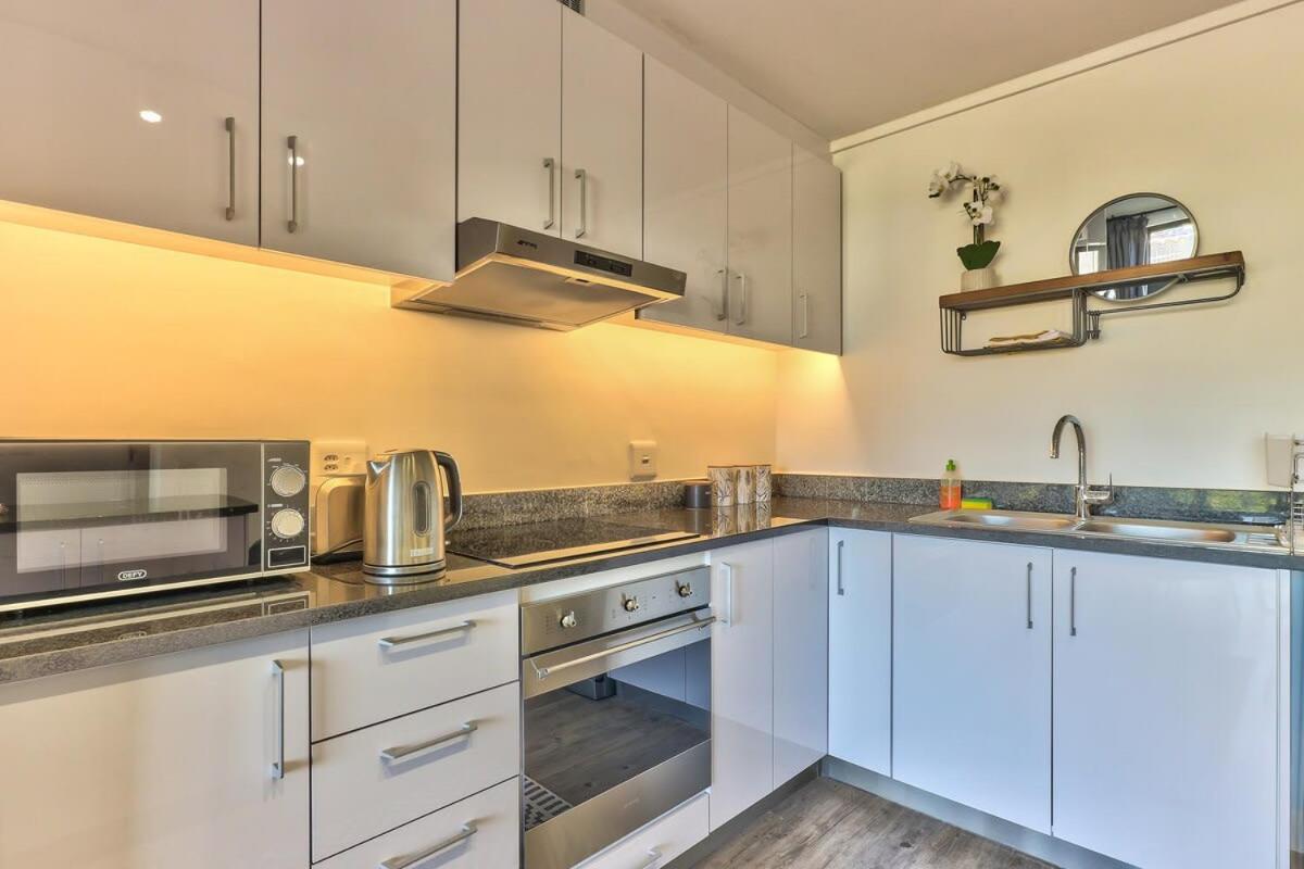Castle Rock Gem with Table Mountain Views Pool view 5