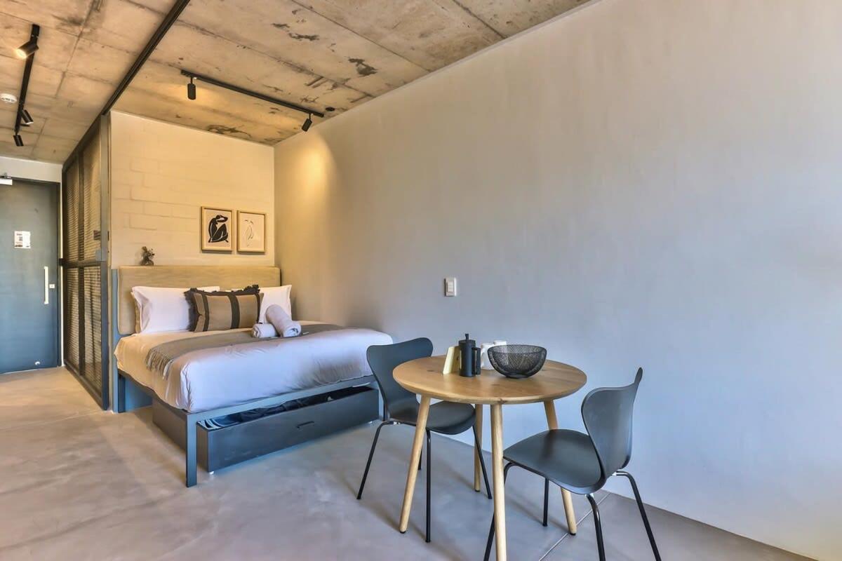 Seamless Comfort Modern Living in Seapoint