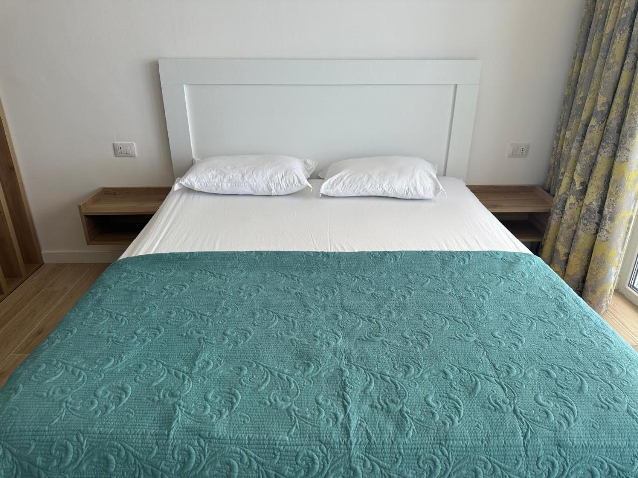 Seaviews Studio Apartment
