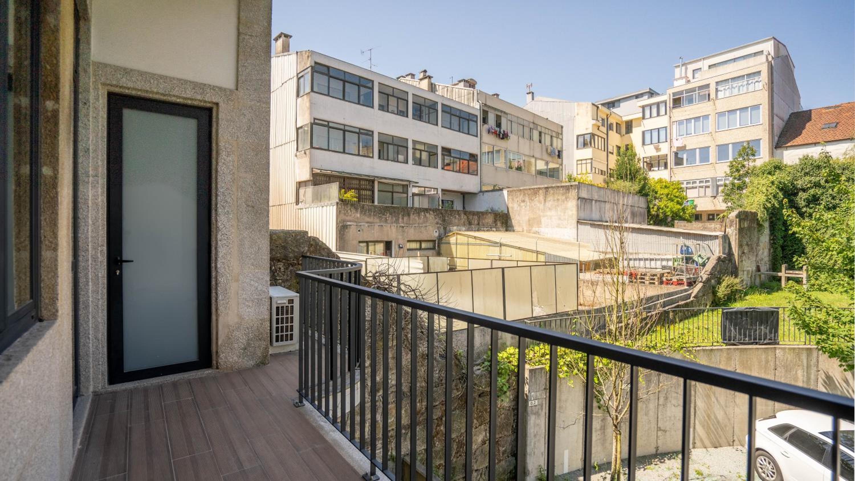 Pousada Retreat w Free Parking by LovelyStay view 5