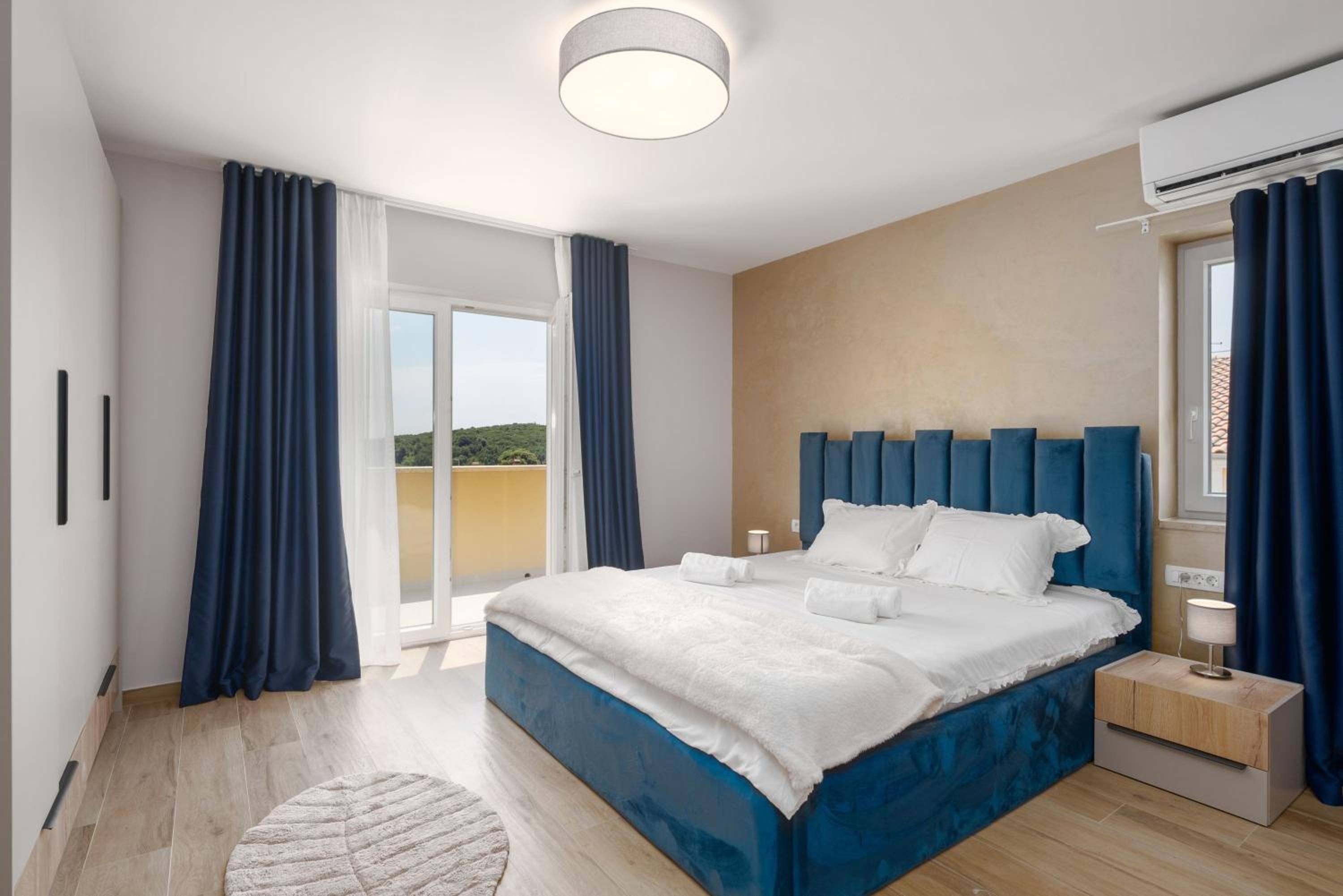 Vila Paris