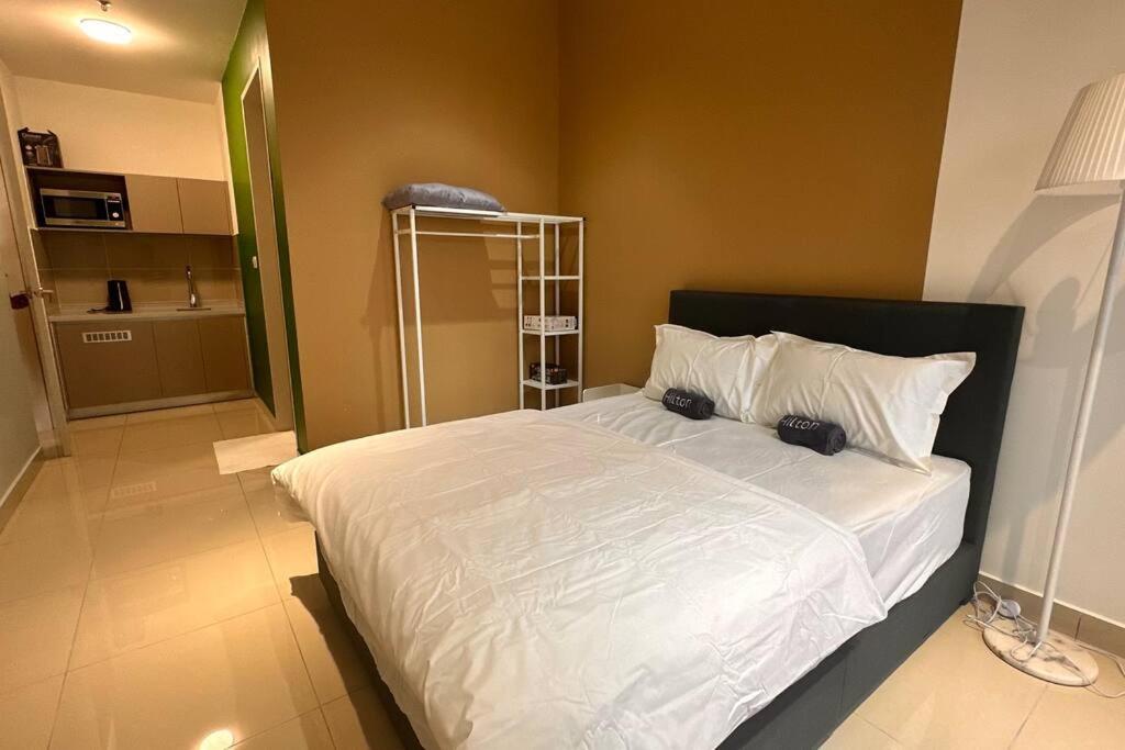 KLCC view cozy studio apartment Trion C243A KL