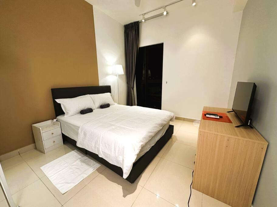 KLCC view cozy studio apartment Trion C243A KL