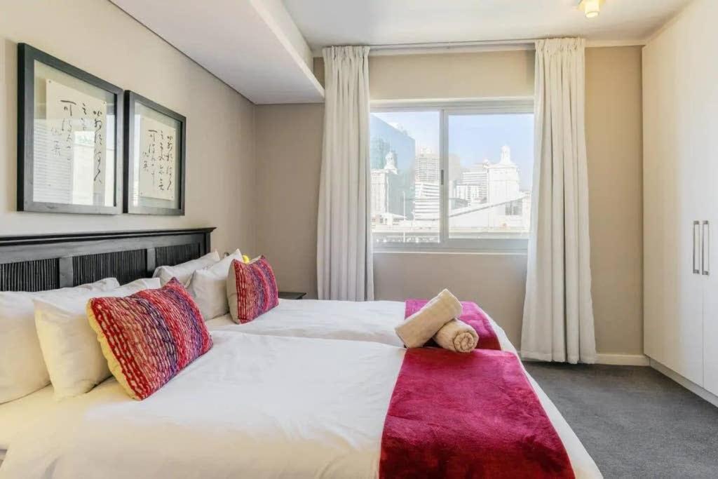 2BR Family Apartment near Waterfront view 2
