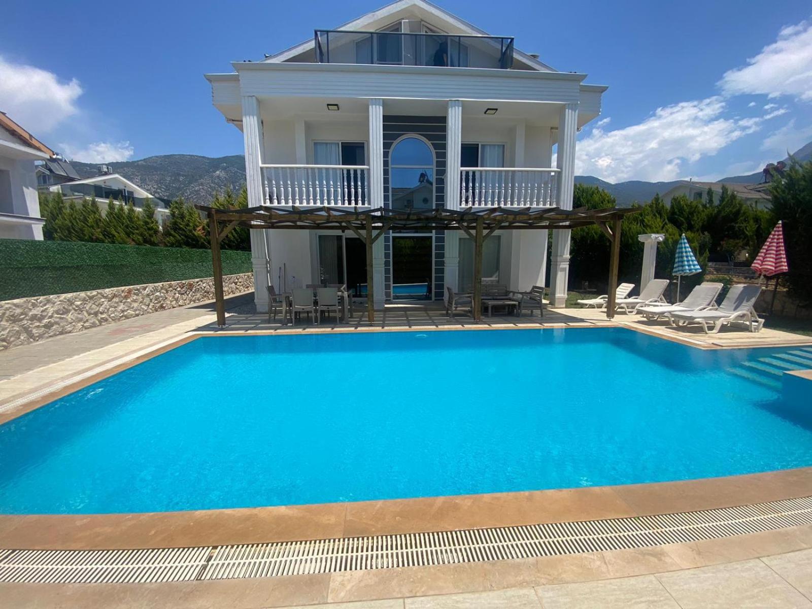 Villa Sultan Eva view 2
