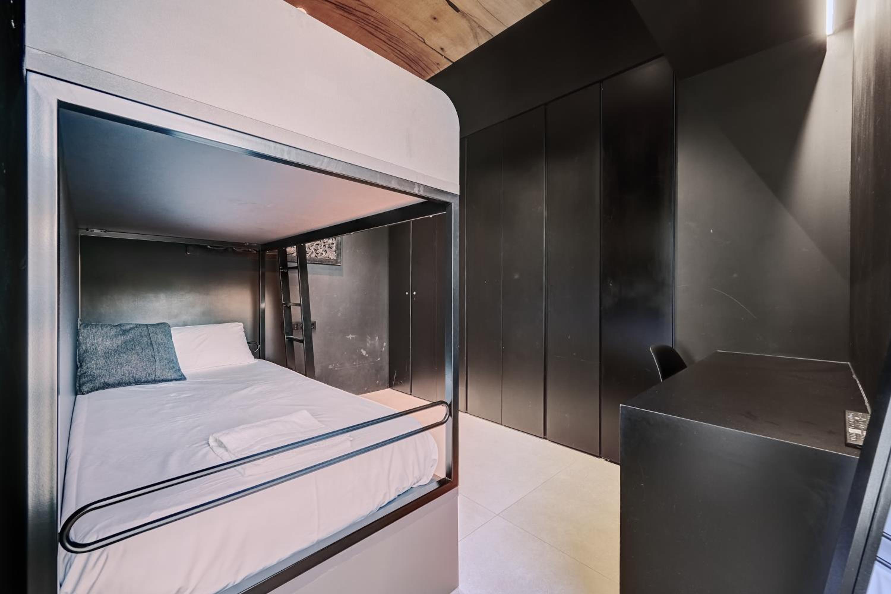 Apartamento Plural by Clabao